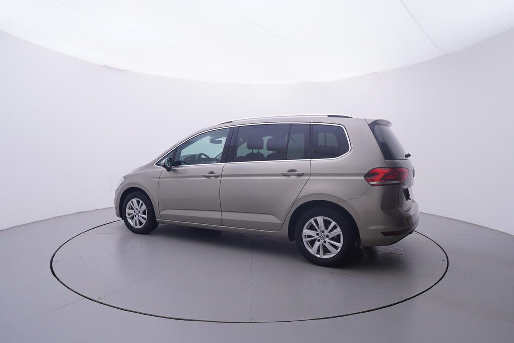 Volkswagen Touran, Highline 1.5 TSI 110 kW - fotka 3