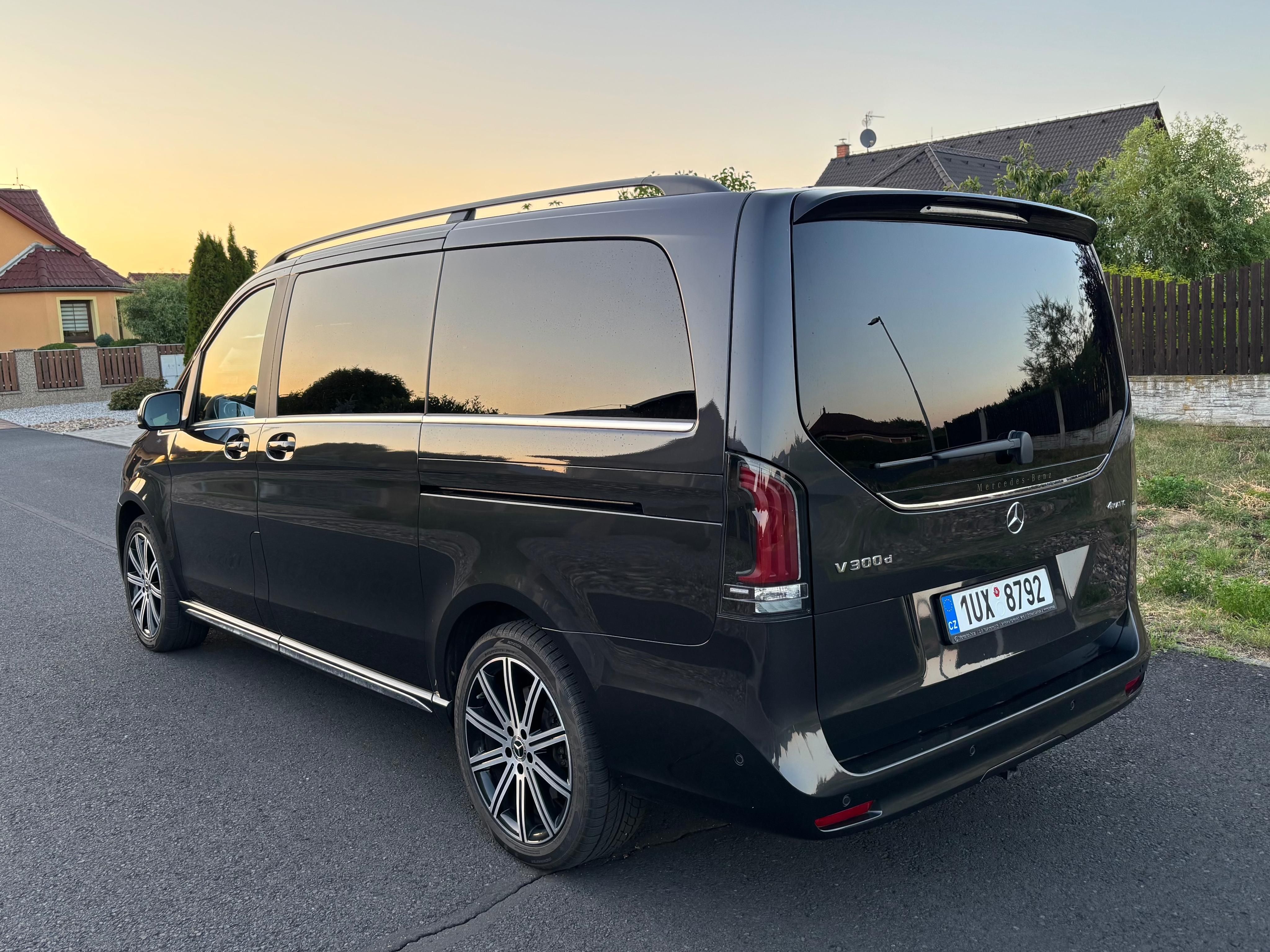 Mercedes-Benz Třídy V, 300d Exclusive 4Matic - fotka 4