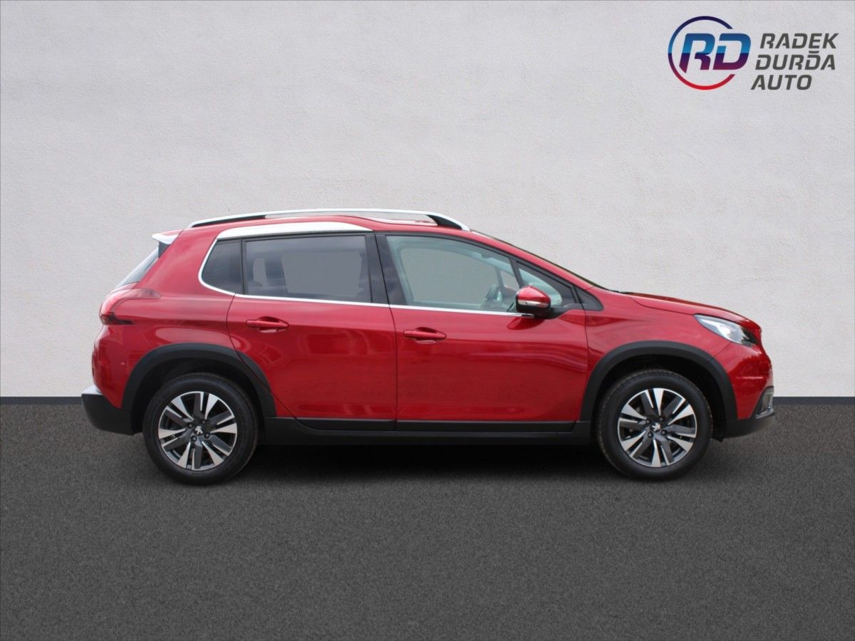 Peugeot 2008, 1,2 110K  ČR,1.MAJ,DPH,ALLURE - fotka 4