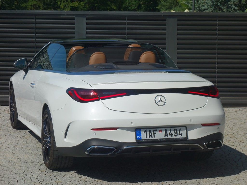 Mercedes-Benz CLE, 300*4M*CABRIO*AMG*TOP-VÝB*CZ!! - fotka 4