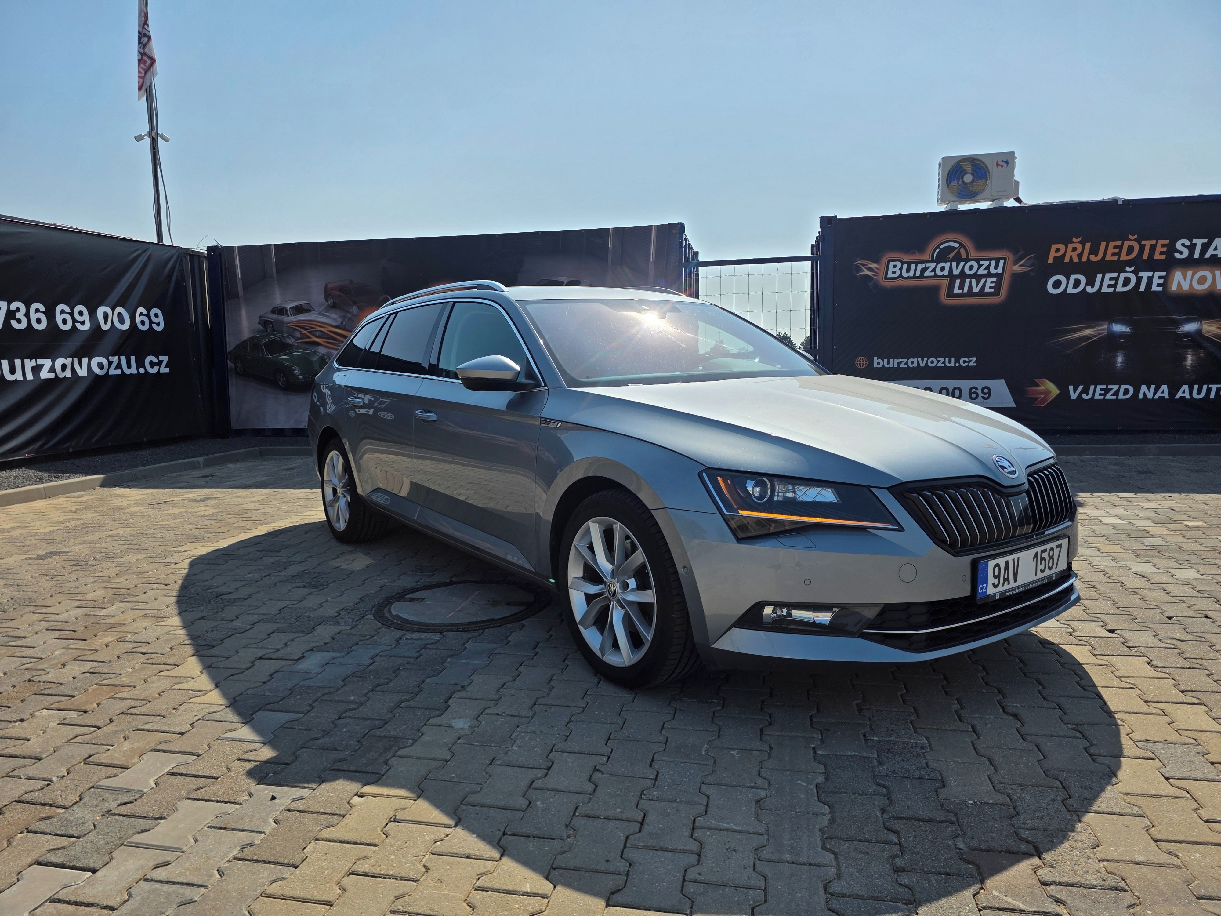 Škoda Superb, 2.0TDI, 110kw, 2016, doložený - fotka 3