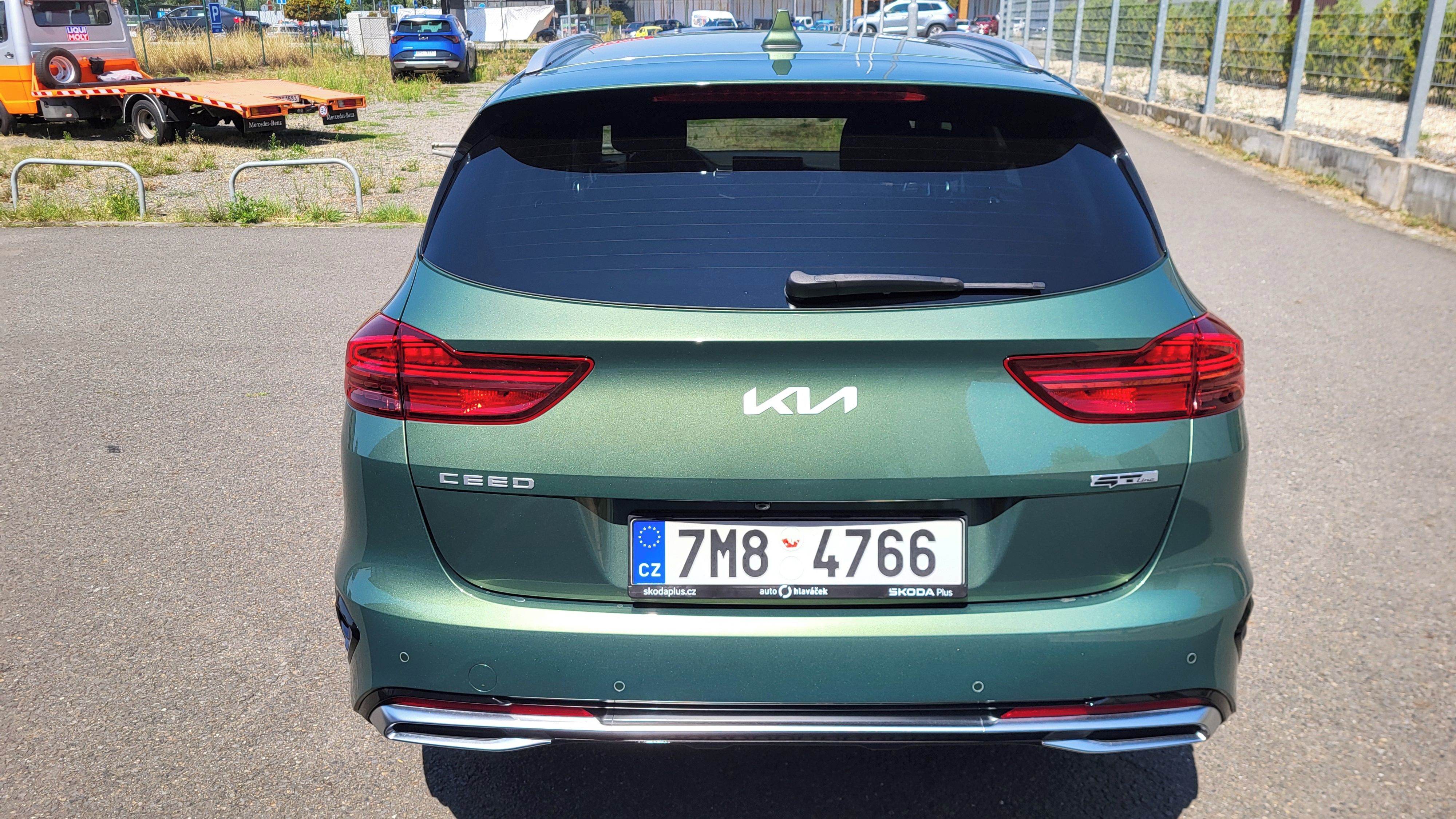 Kia Cee´d, Kia Sportage 1,6 T-GDI Excl. - fotka 6