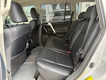 Auto 9