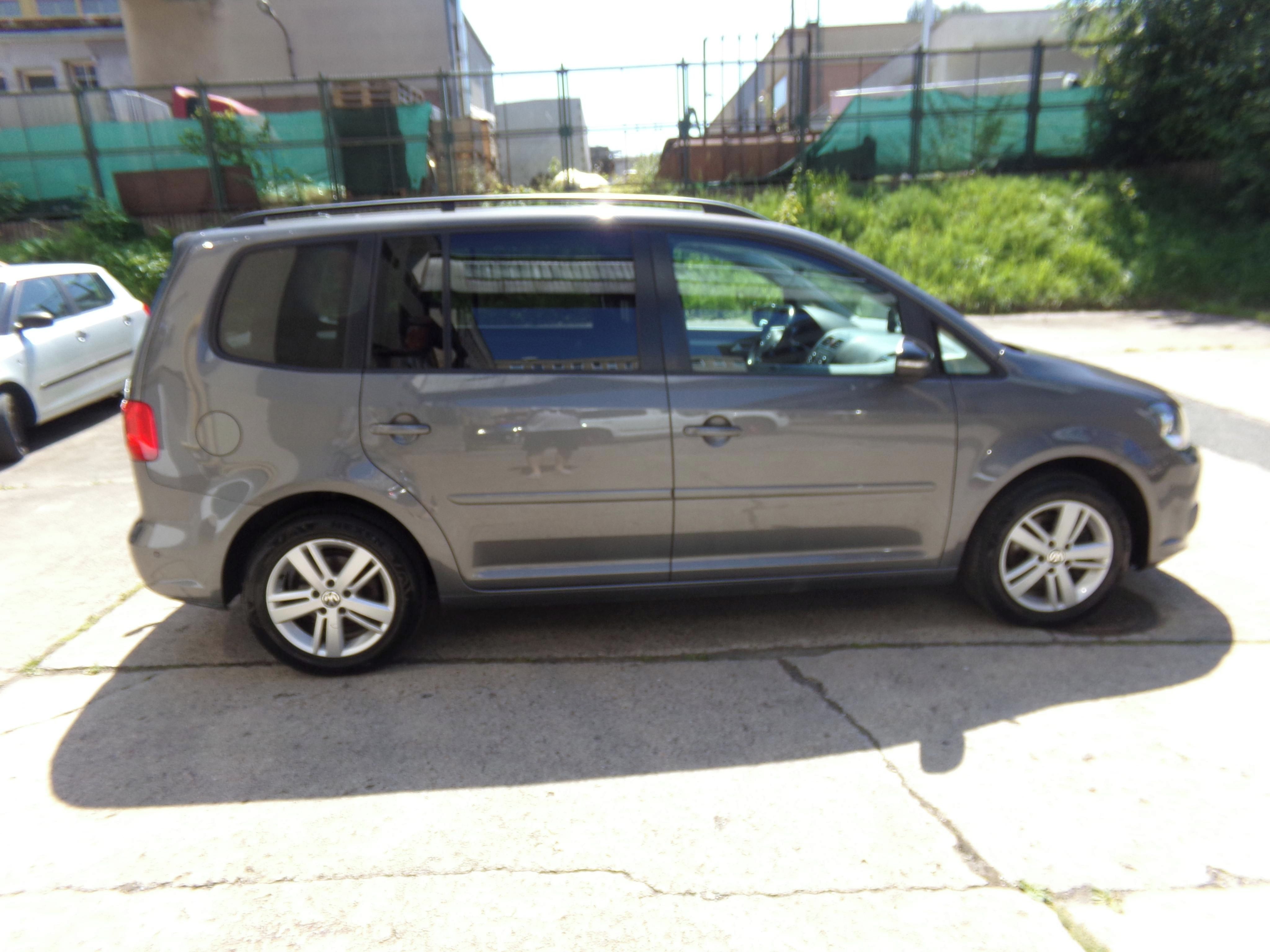 Volkswagen Touran, 2.0TDI MATCH ///DSG/// - fotka 4
