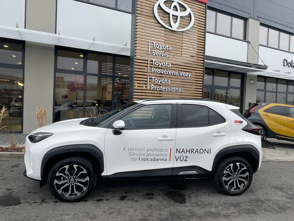 Toyota Yaris Cross, 1.5 130k FWD Hybrid Style - fotka 2