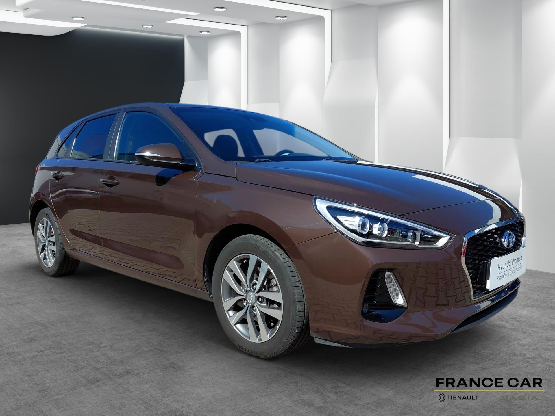 Hyundai i30, 1,6 CRDi 81 kW STYLE - fotka 3