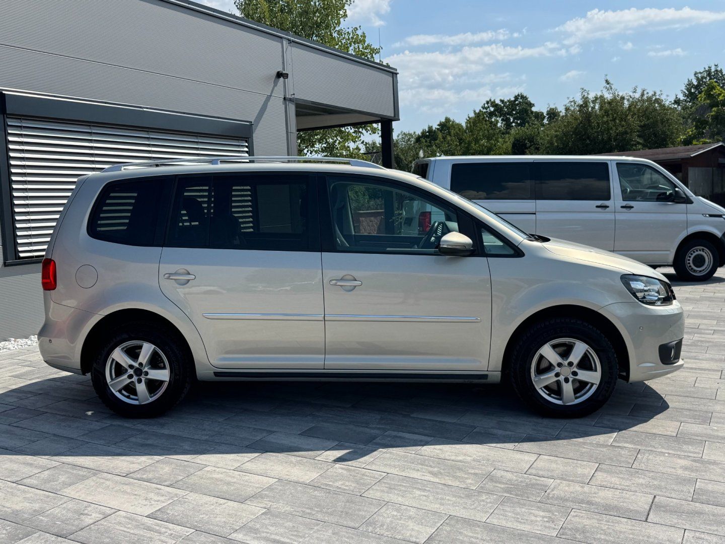 Volkswagen Touran, SKY 1.6 TDI 77kW - fotka 4