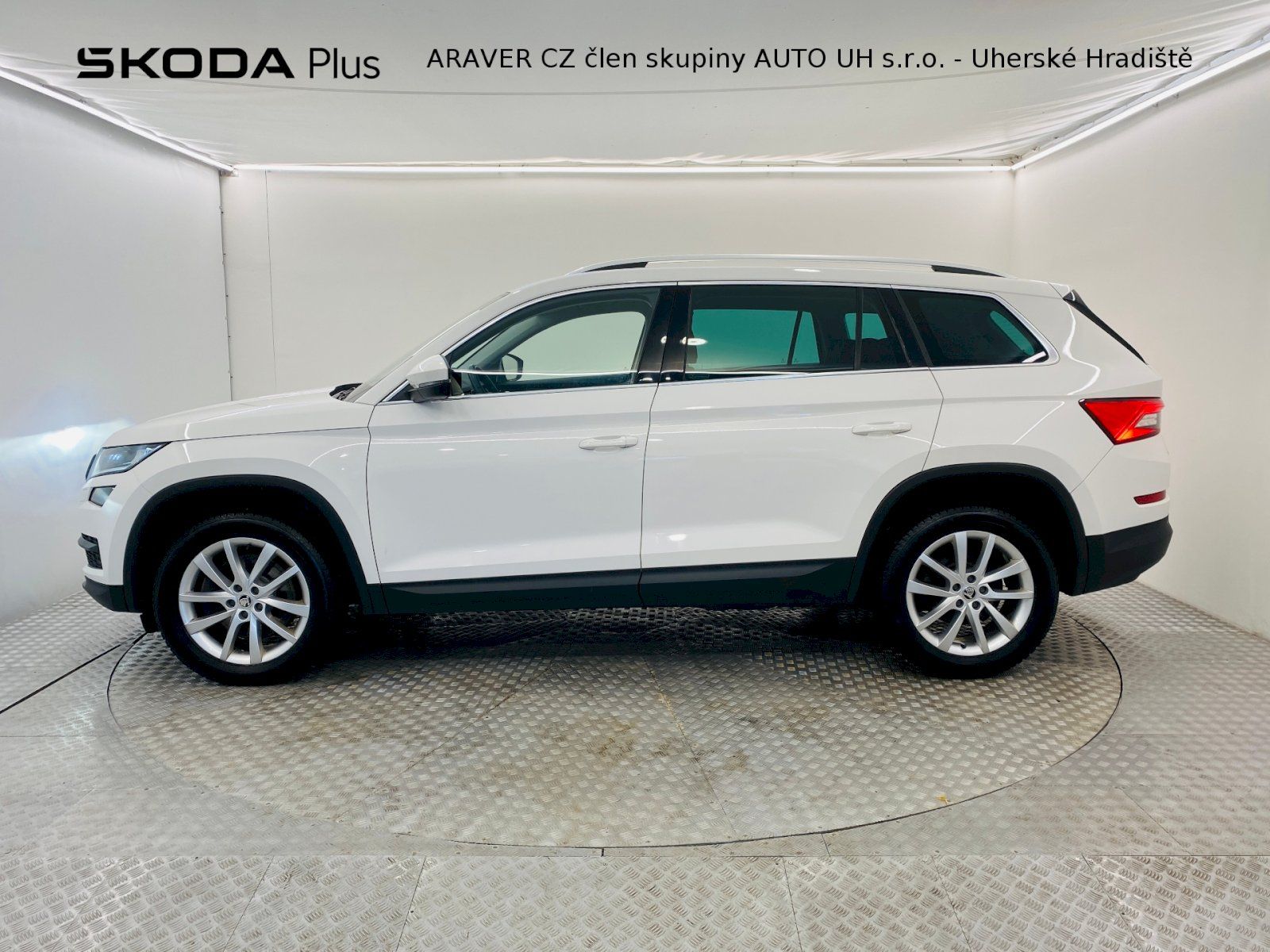 Škoda Kodiaq, 2.0 TDI DSG 140kW 4x4 Style - fotka 3