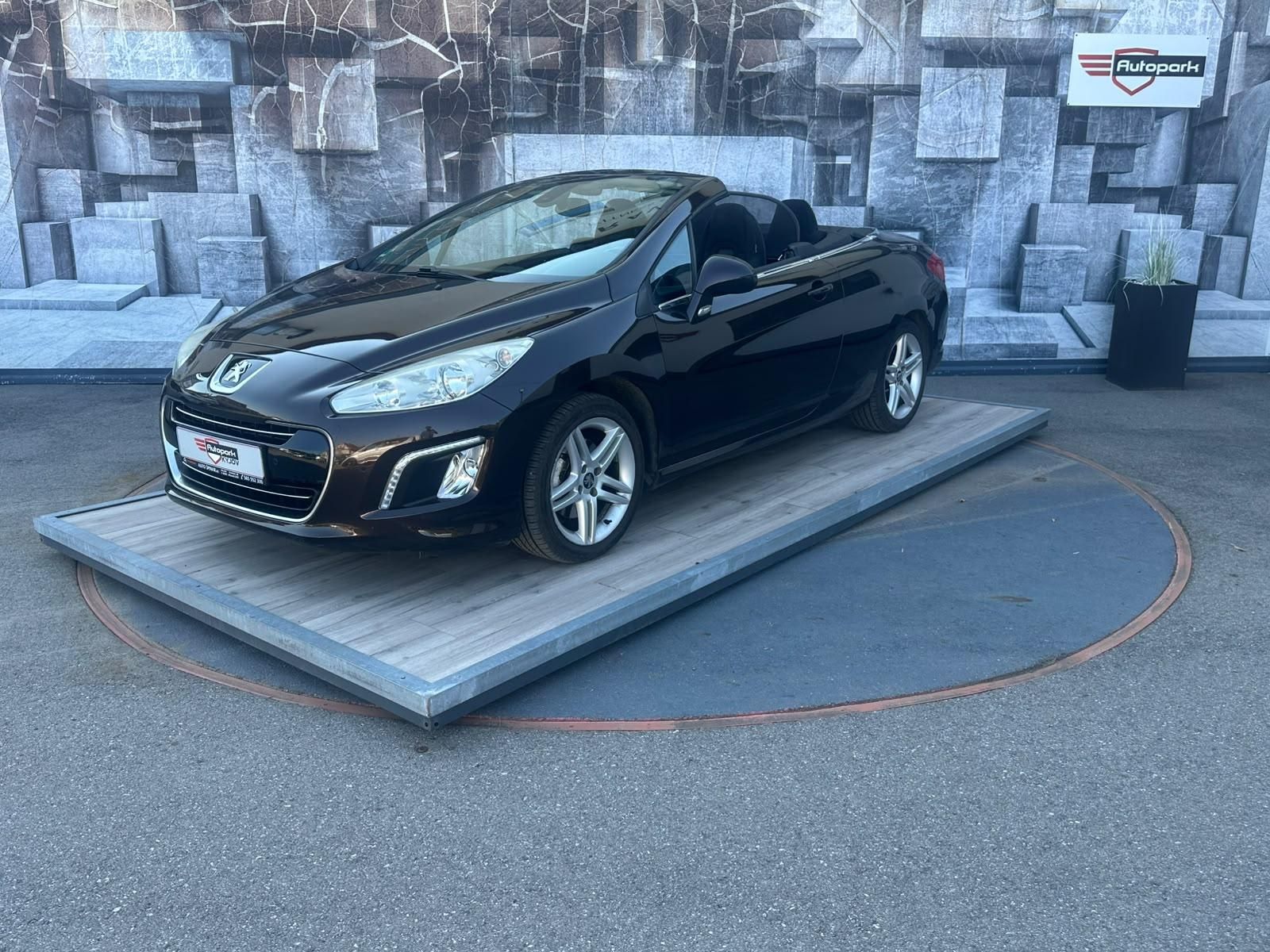 Peugeot 308, CC, 2.0HDi, 120KW - fotka 4