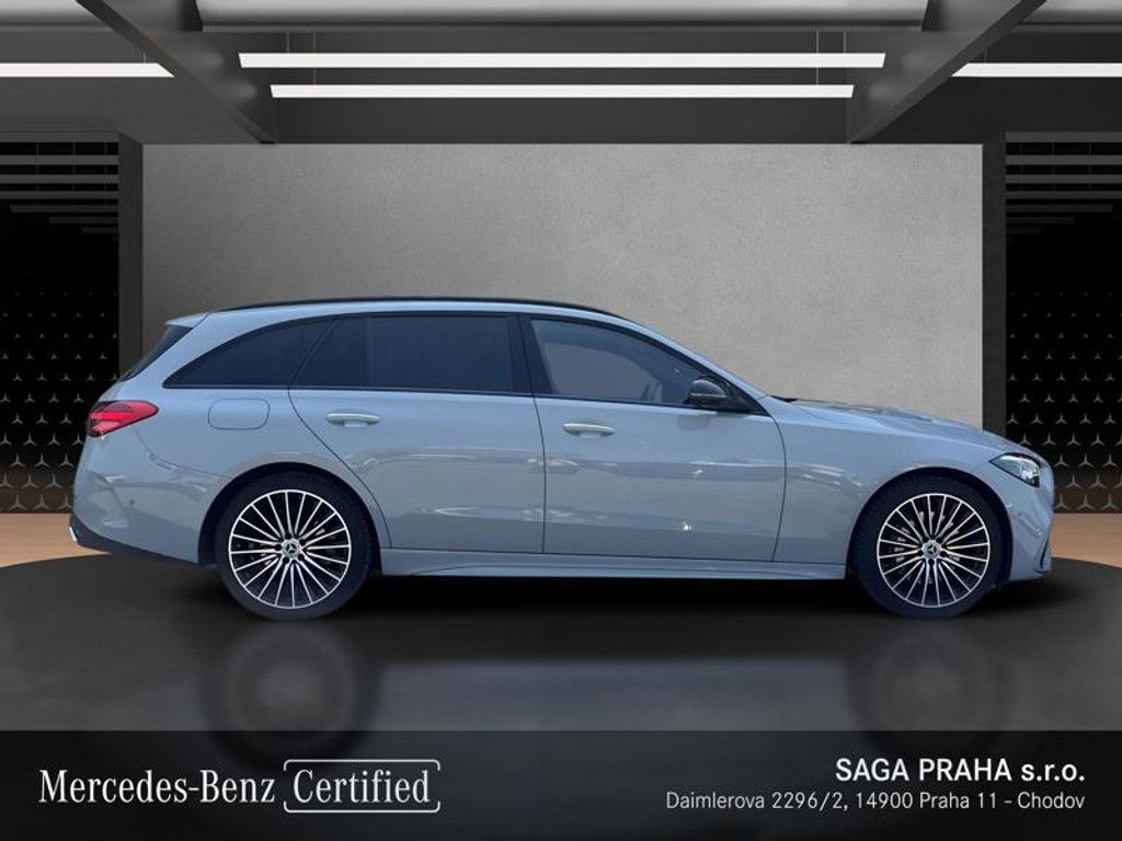 Mercedes-Benz Třídy C, C-Třída 220 d 4MATIC kombi AMG - fotka 3