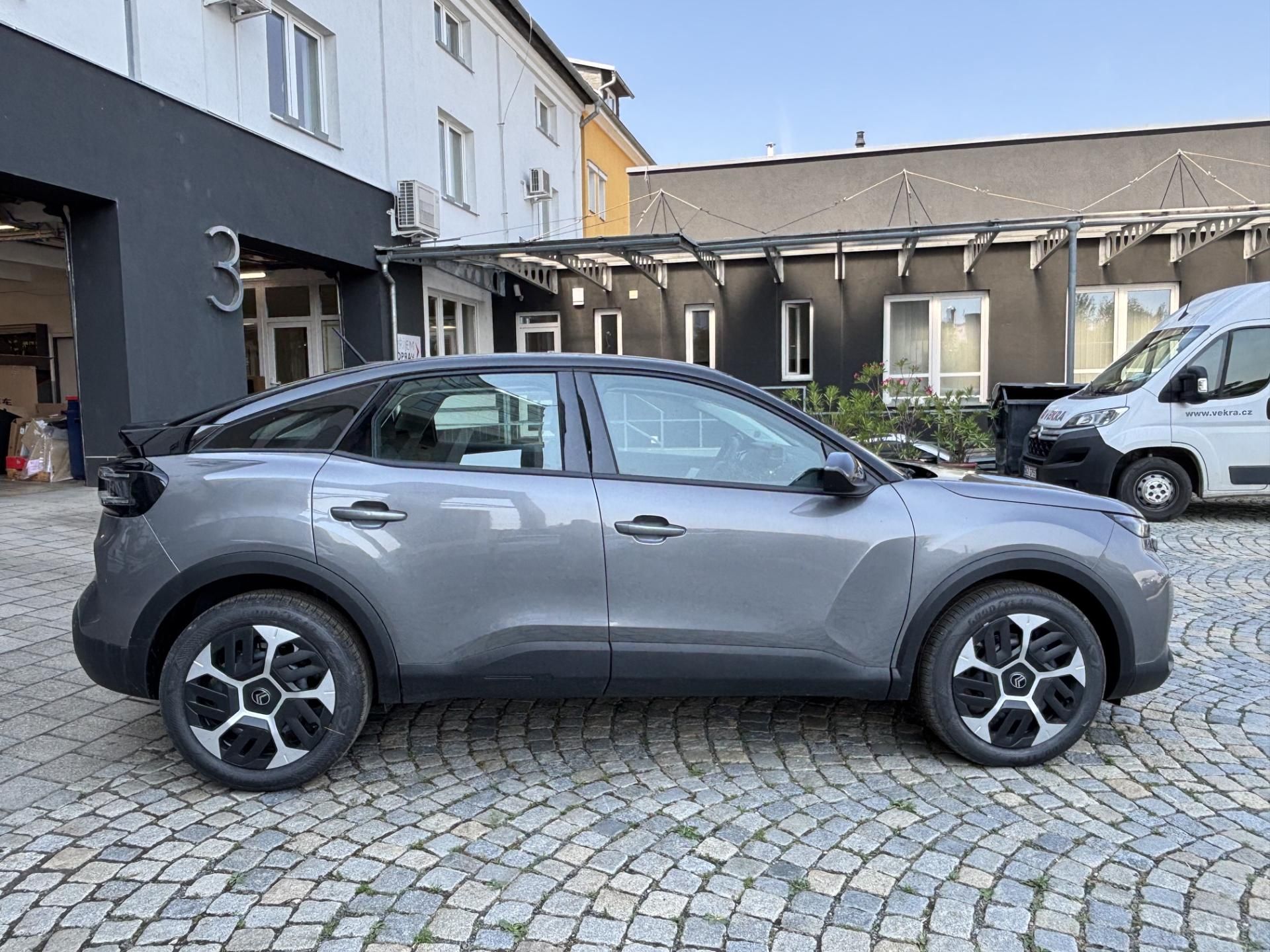 Citroën C4, 1.2 PT Plus EAT8 - fotka 4