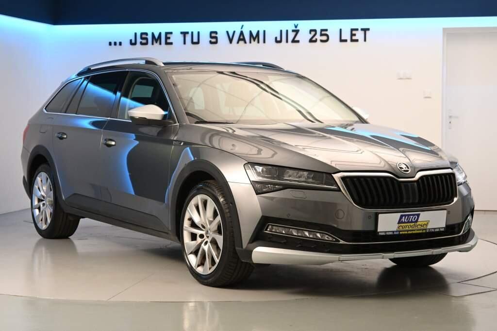 Škoda Superb, 2.0 DSG 4x4 SCOUT Matrix LED T - fotka 4