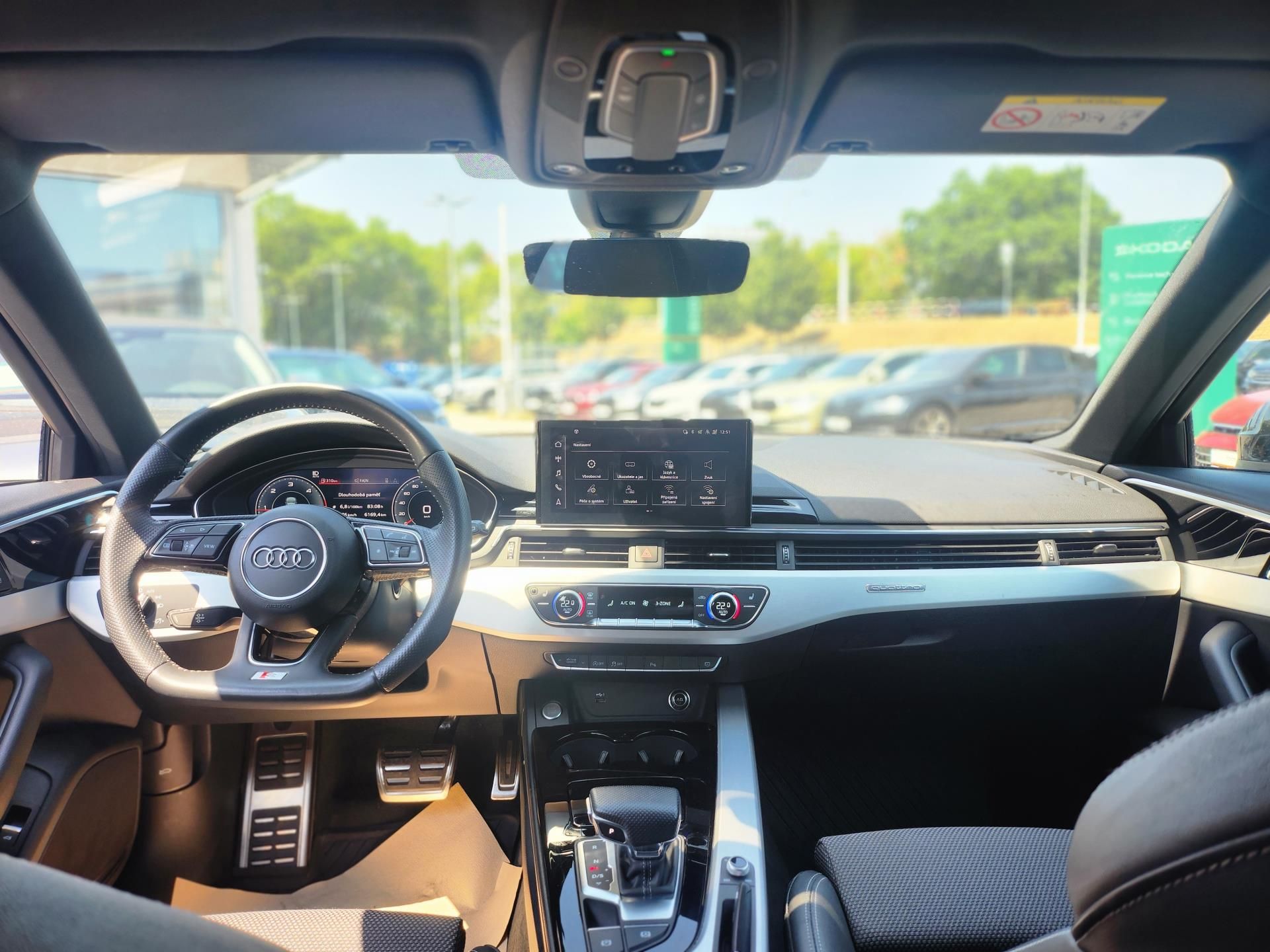 Audi A4, Avant 2.0TDI 140kw Quattro S T - fotka 5
