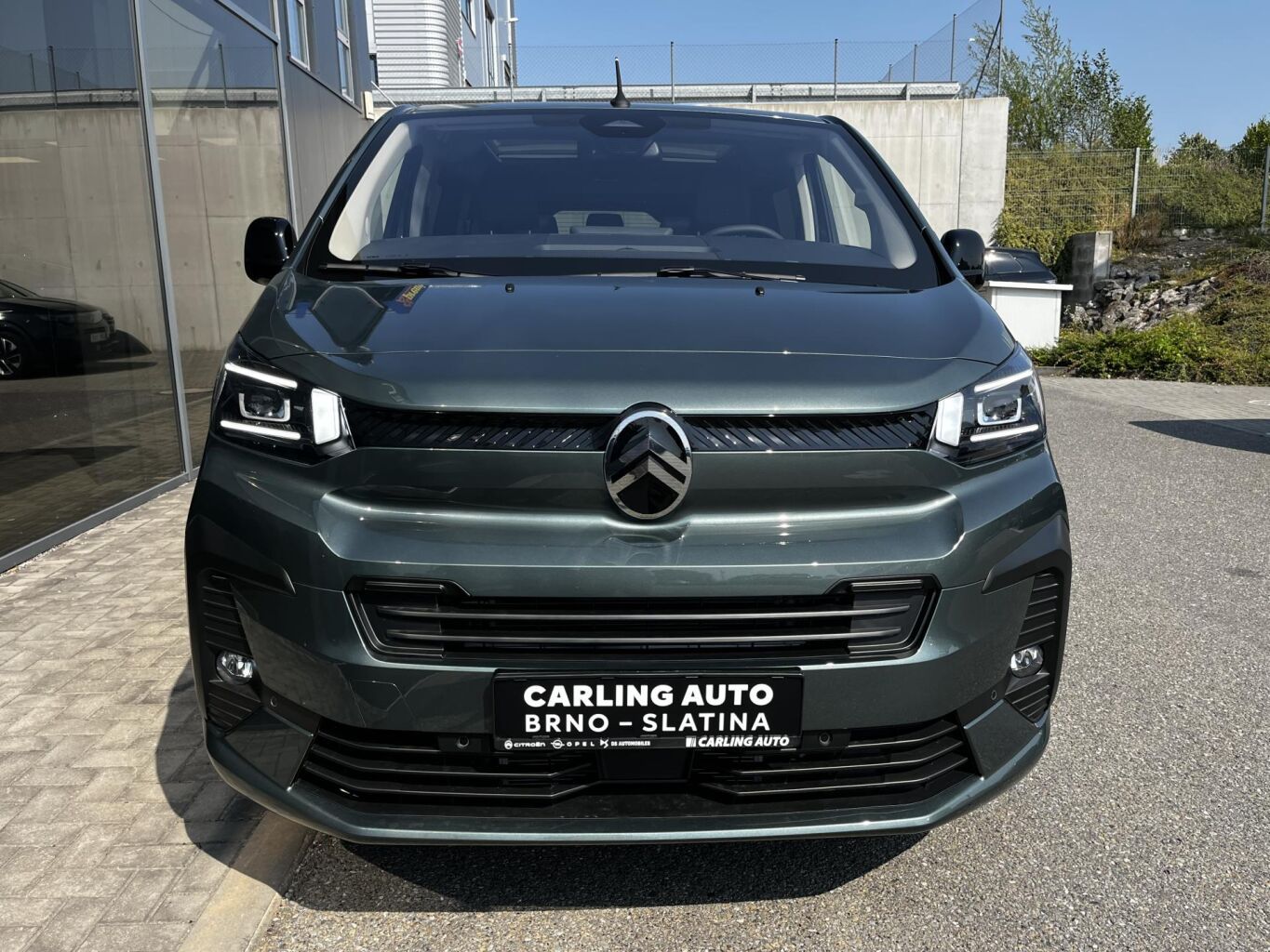Citroën SpaceTourer, SHINE L3 2.2 BlueHDi 180 S&S E - fotka 2