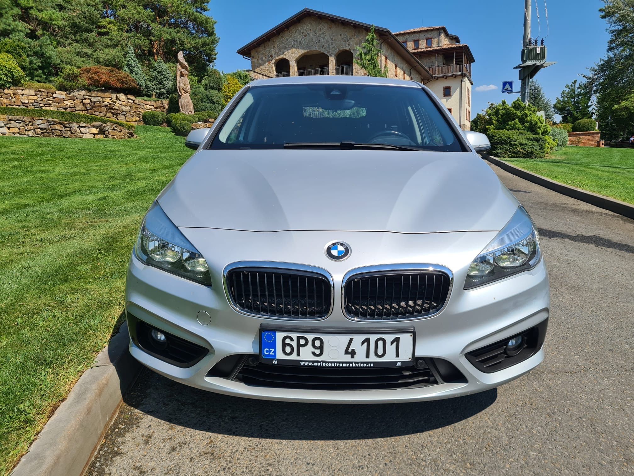 BMW Řada 2, 216 D 85KW AUT - fotka 5