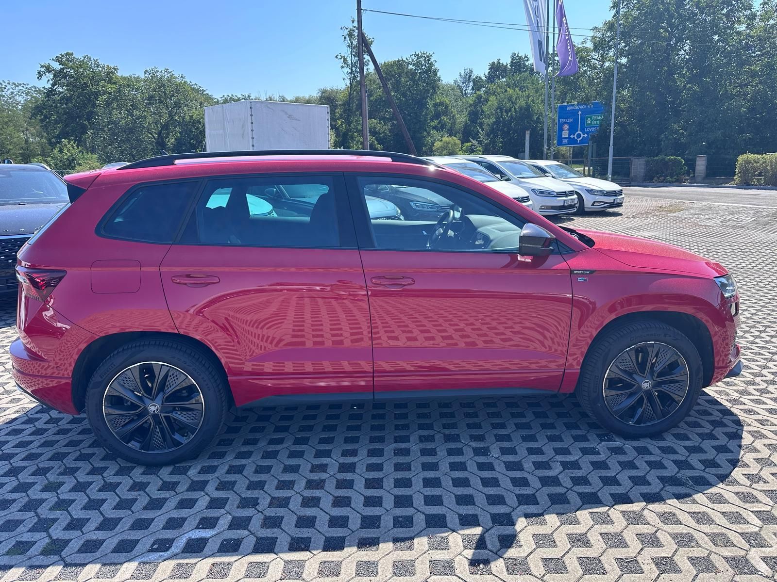 Škoda Karoq, 2,0 TDI DSG 4x4 Sportline - fotka 3