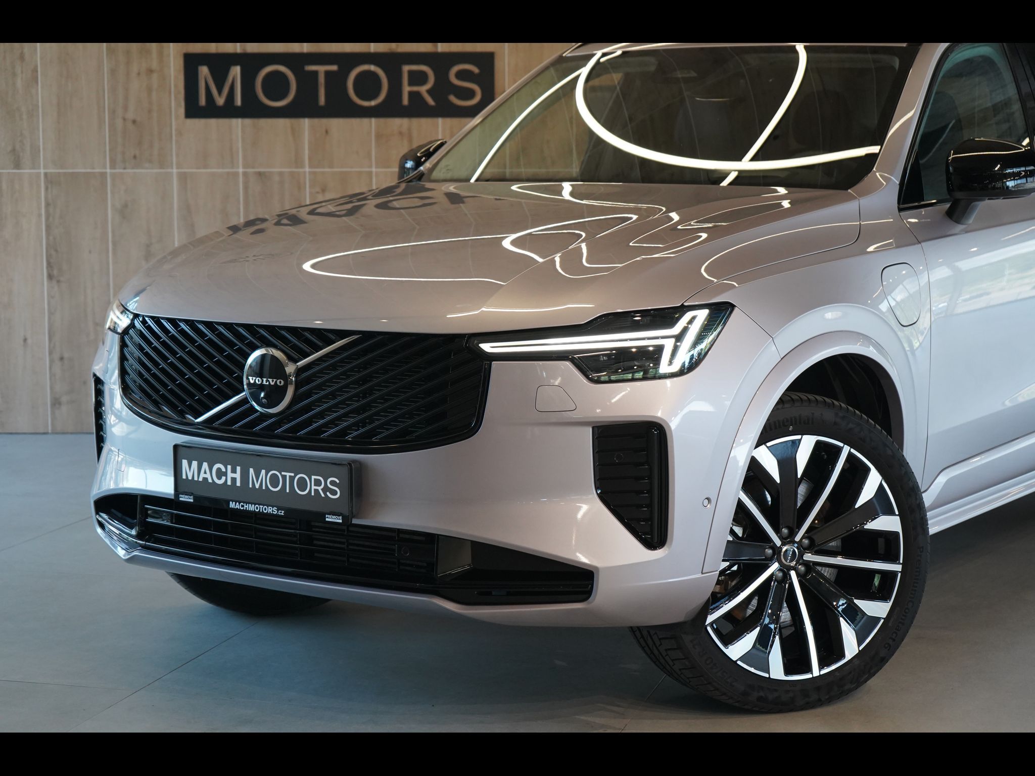 Volvo XC90, T8 PLUS Dark, Head-up, 360° - fotka 2
