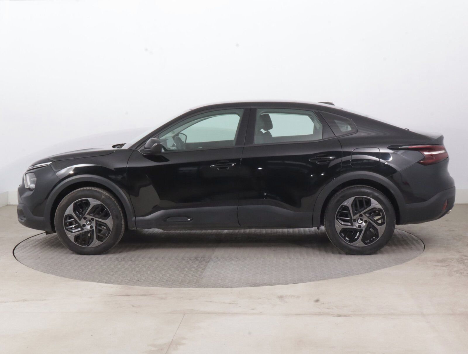 Citroën C4 X, 1.2 PureTech, Automat, Kůže - fotka 3