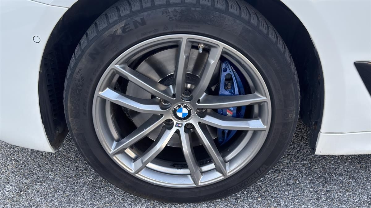 BMW Řada 5, 530xd Touring Mpaket ČR DPH - fotka 4