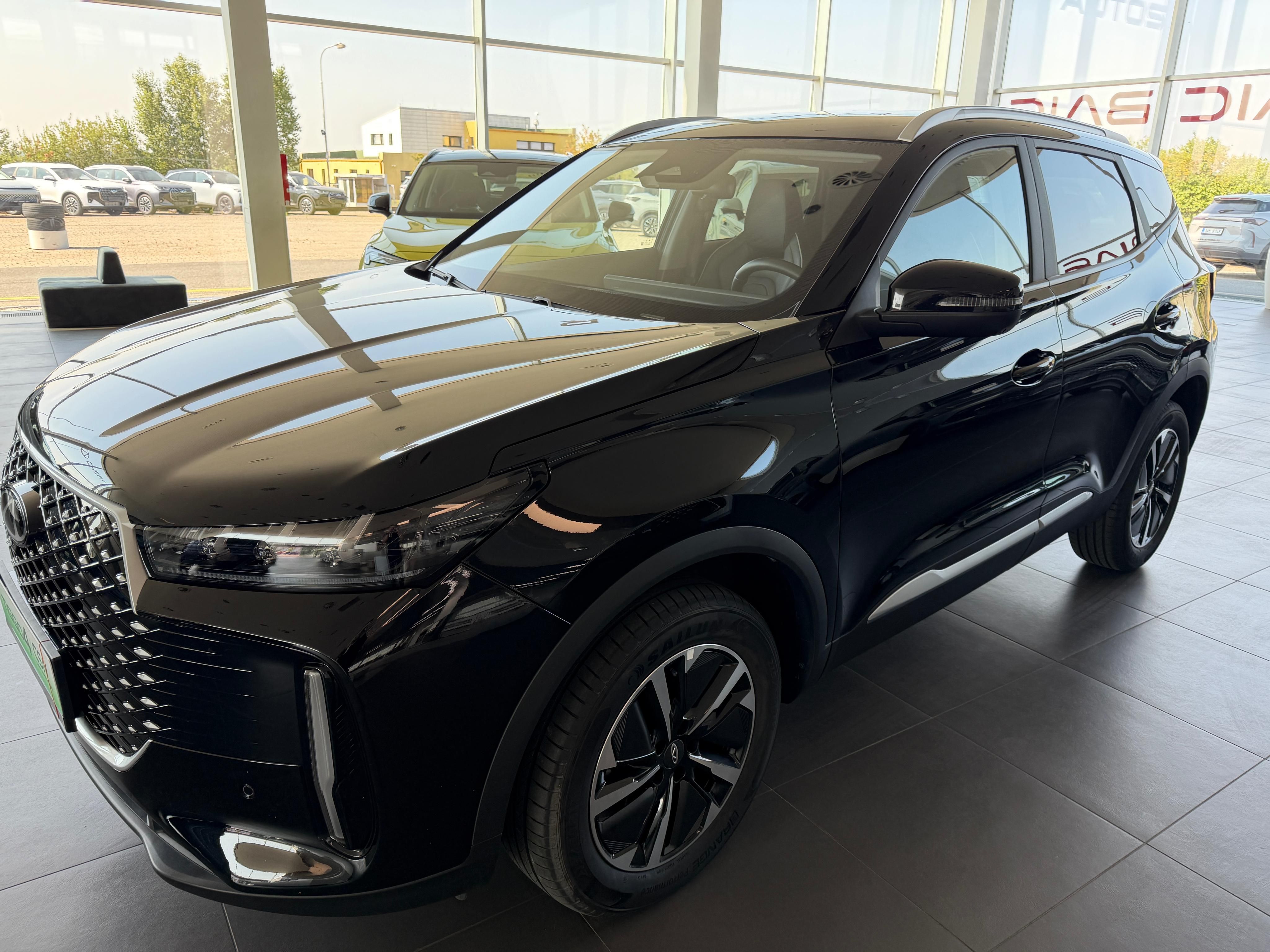 Chery Tiggo 4 HEV, UNIQUE 120KW - fotka 3