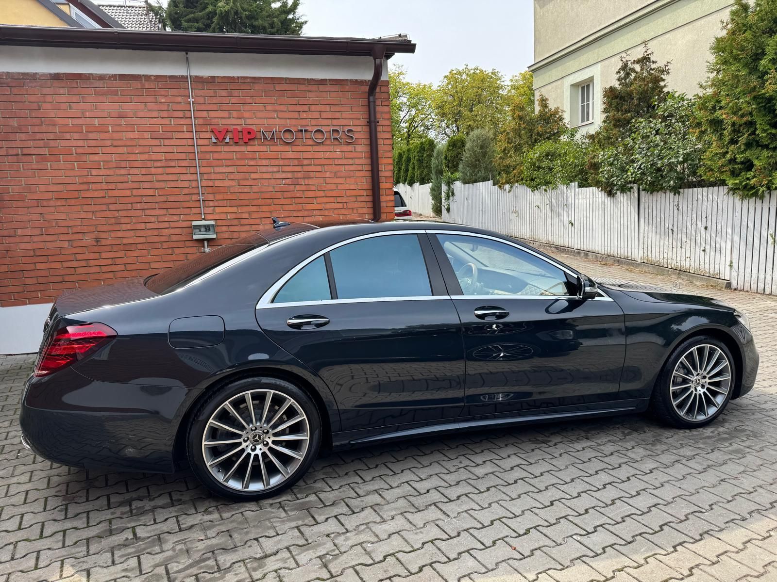Mercedes-Benz Třídy S, S560-4M-DESIGNO-LCD-R20-ČR - fotka 6