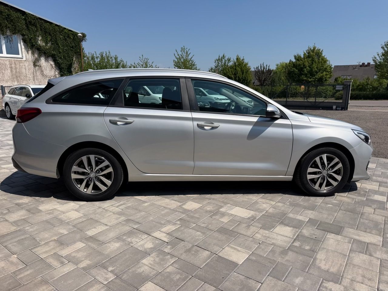Hyundai i30, 1.0 T-Gdi 120 Komfort ČR - fotka 5