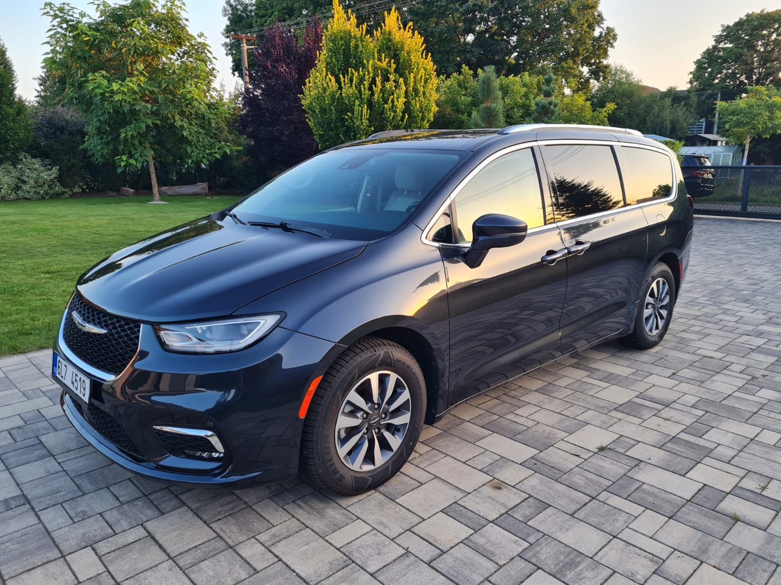 Chrysler Pacifica, 3,6 Touring L, nový model, DPH - fotka 2