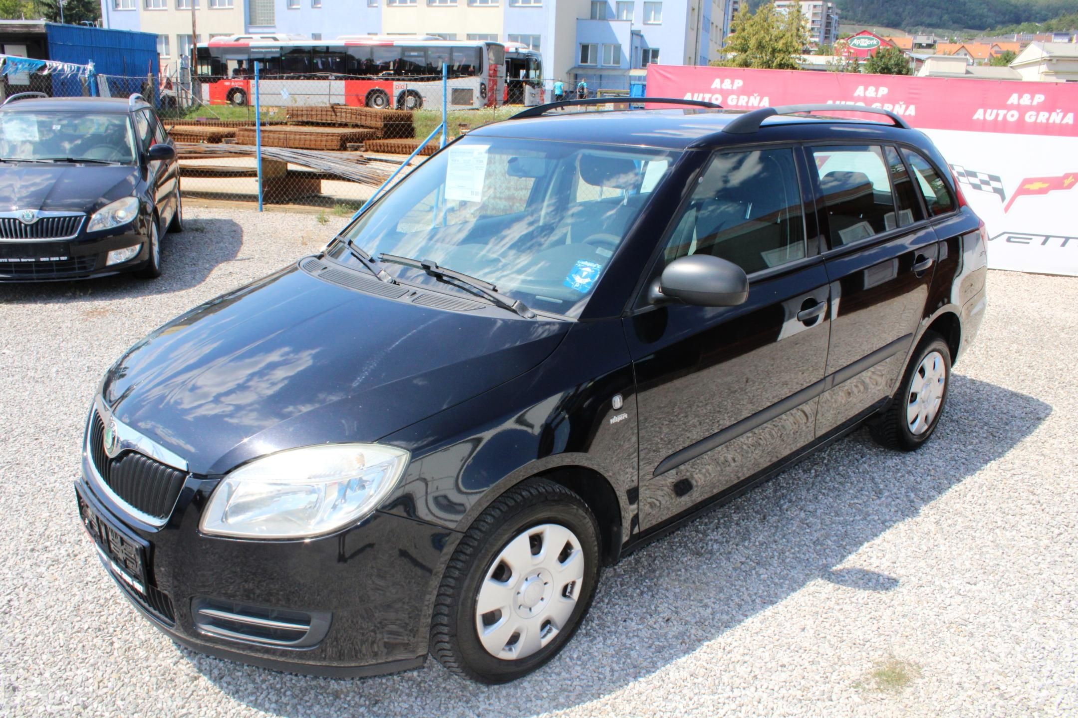 Škoda Fabia, 1,4i 16V KLIMA EL.OKNA ESP - fotka 3