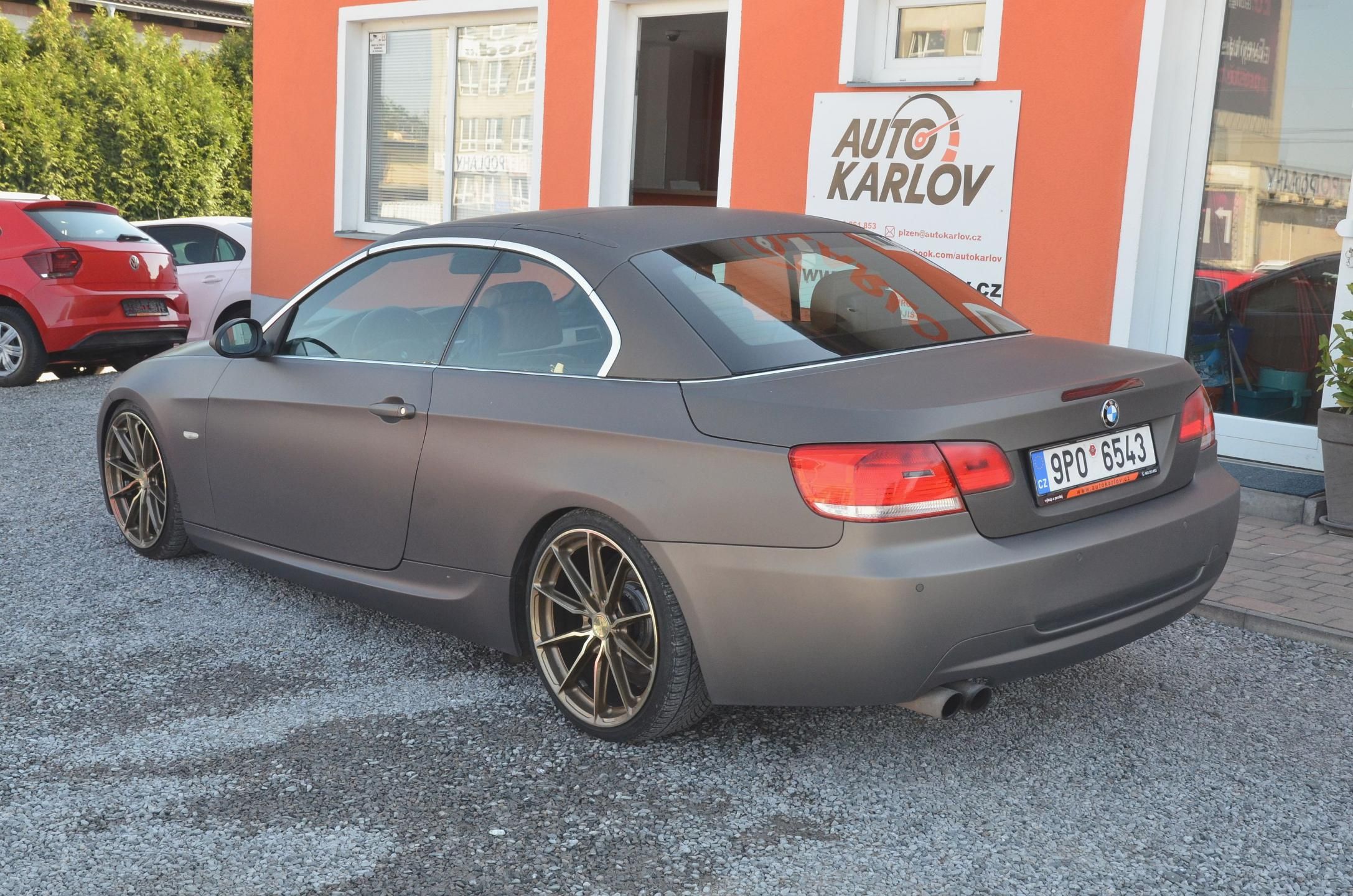 BMW Řada 3, 325i 155kW E93 Cabrio / manuál - fotka 4
