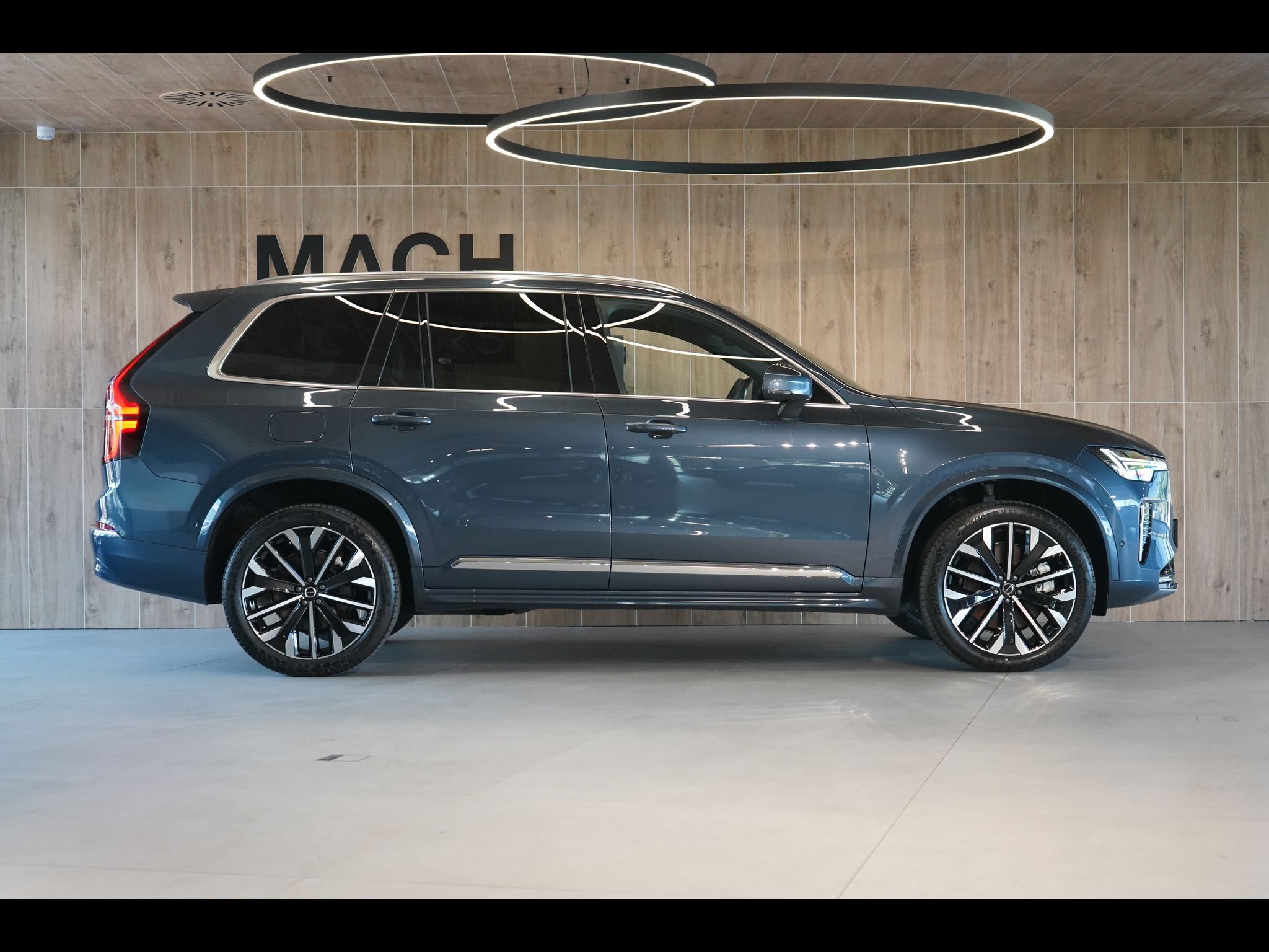 Volvo XC90, T8 PLUS Bright, Ventilace, 360 - fotka 6