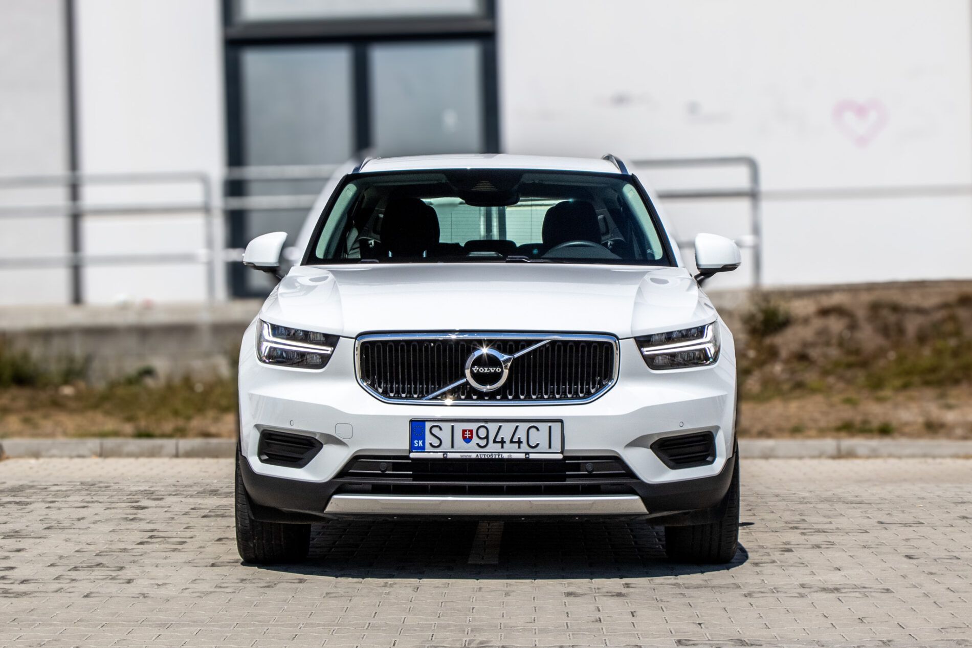 Volvo XC40 - fotka 2