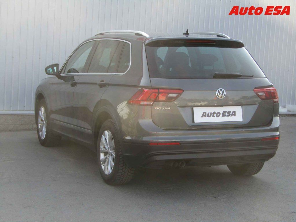 Volkswagen Tiguan, 2.0 TDi - fotka 6