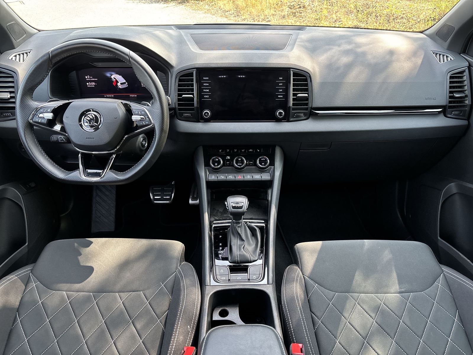 Škoda Karoq, 1.5 TSI DSG Sportline - fotka 5