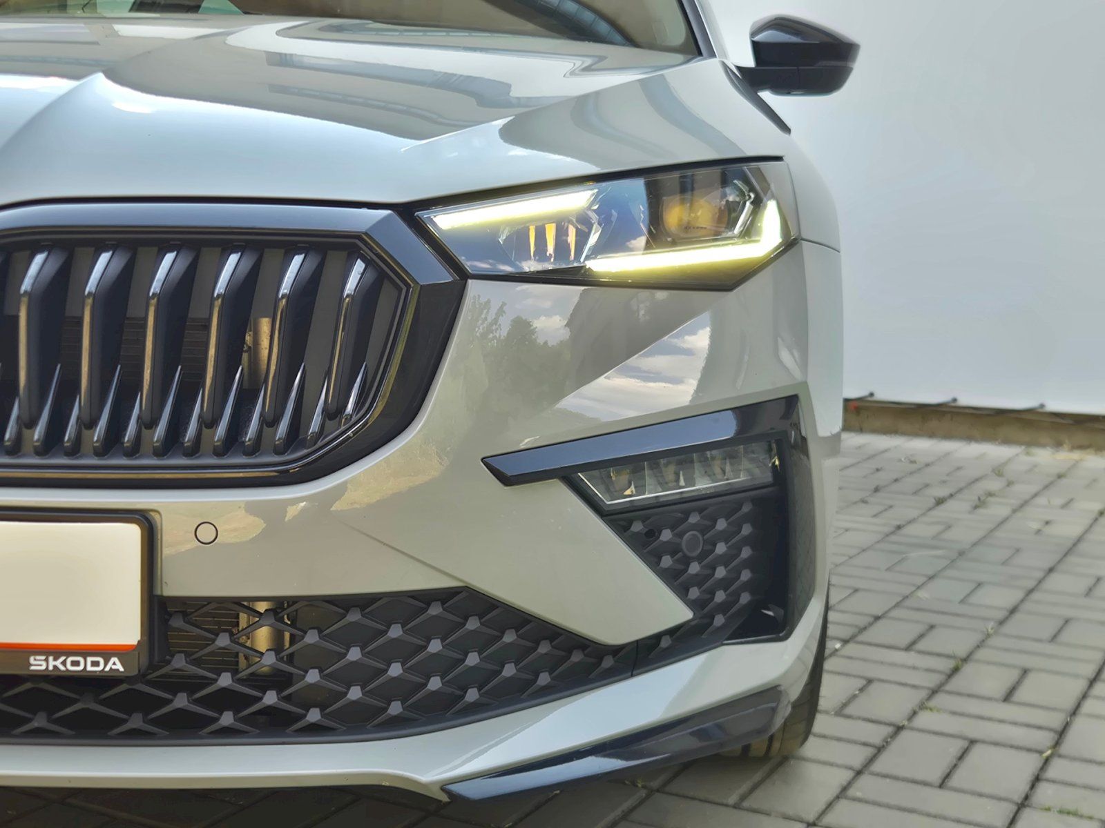 Škoda Scala, 1.5TSI 110kW DSG Monte Carlo - fotka 6