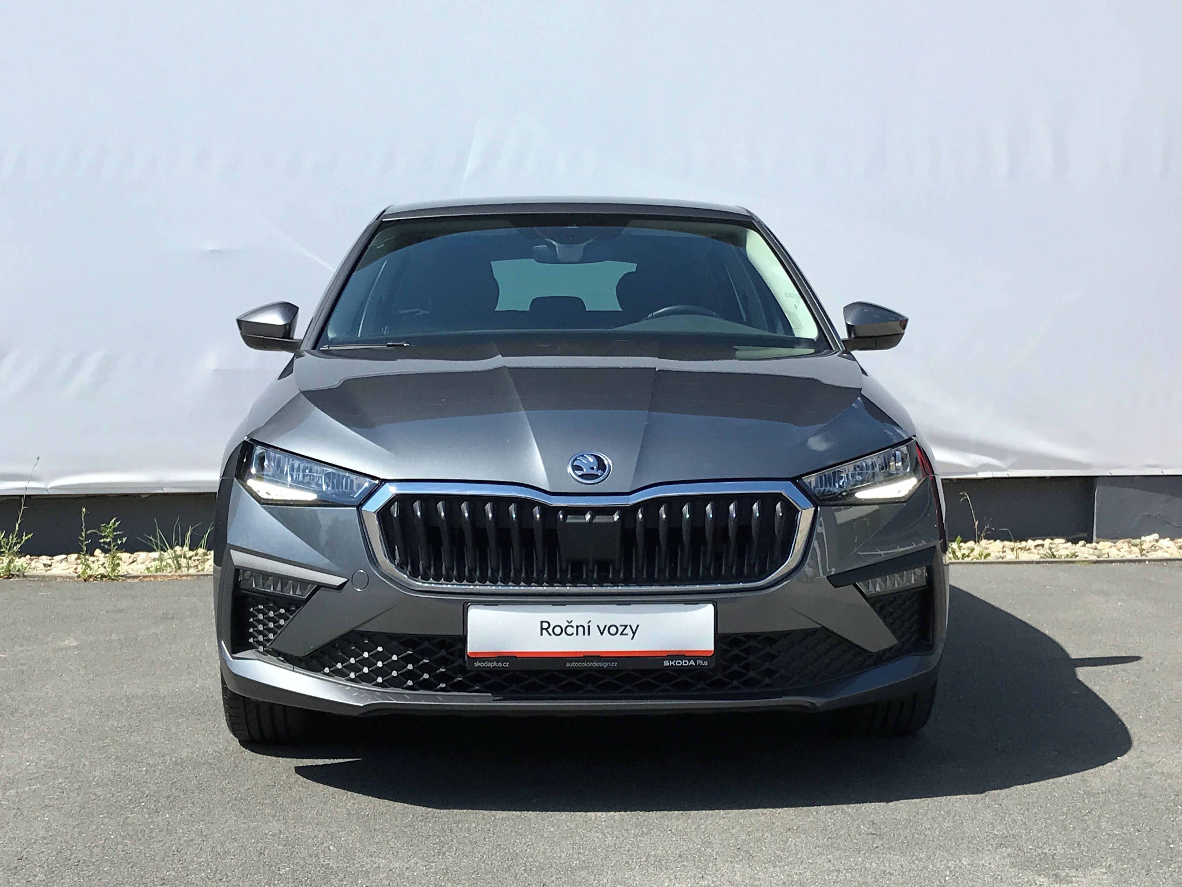 Škoda Scala, 1,0TSI/85kW Top Selection 6*ma - fotka 4