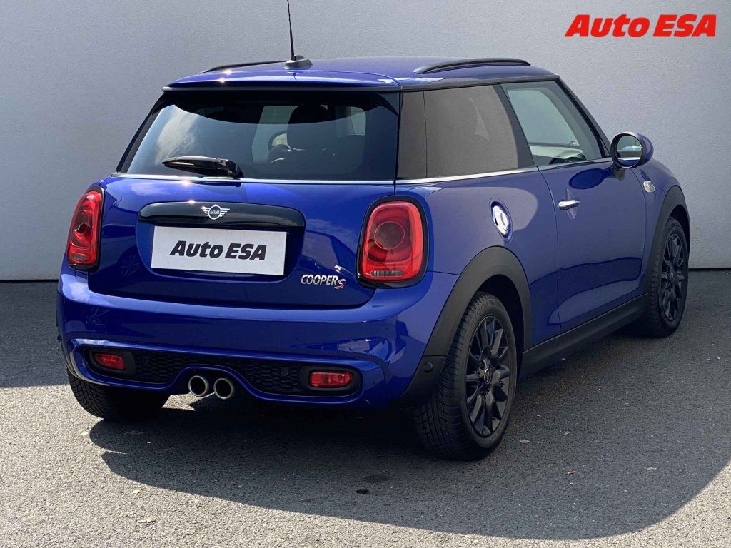 Mini Cooper S, 2.0i,ČR,autoAC - fotka 4
