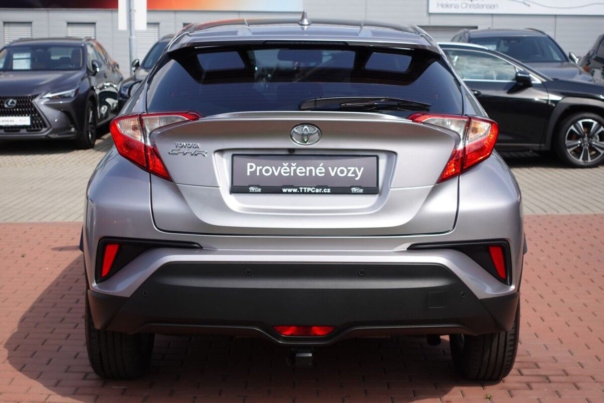 Toyota C-HR, 1,2 T 6M/T Active Htd seats - fotka 5