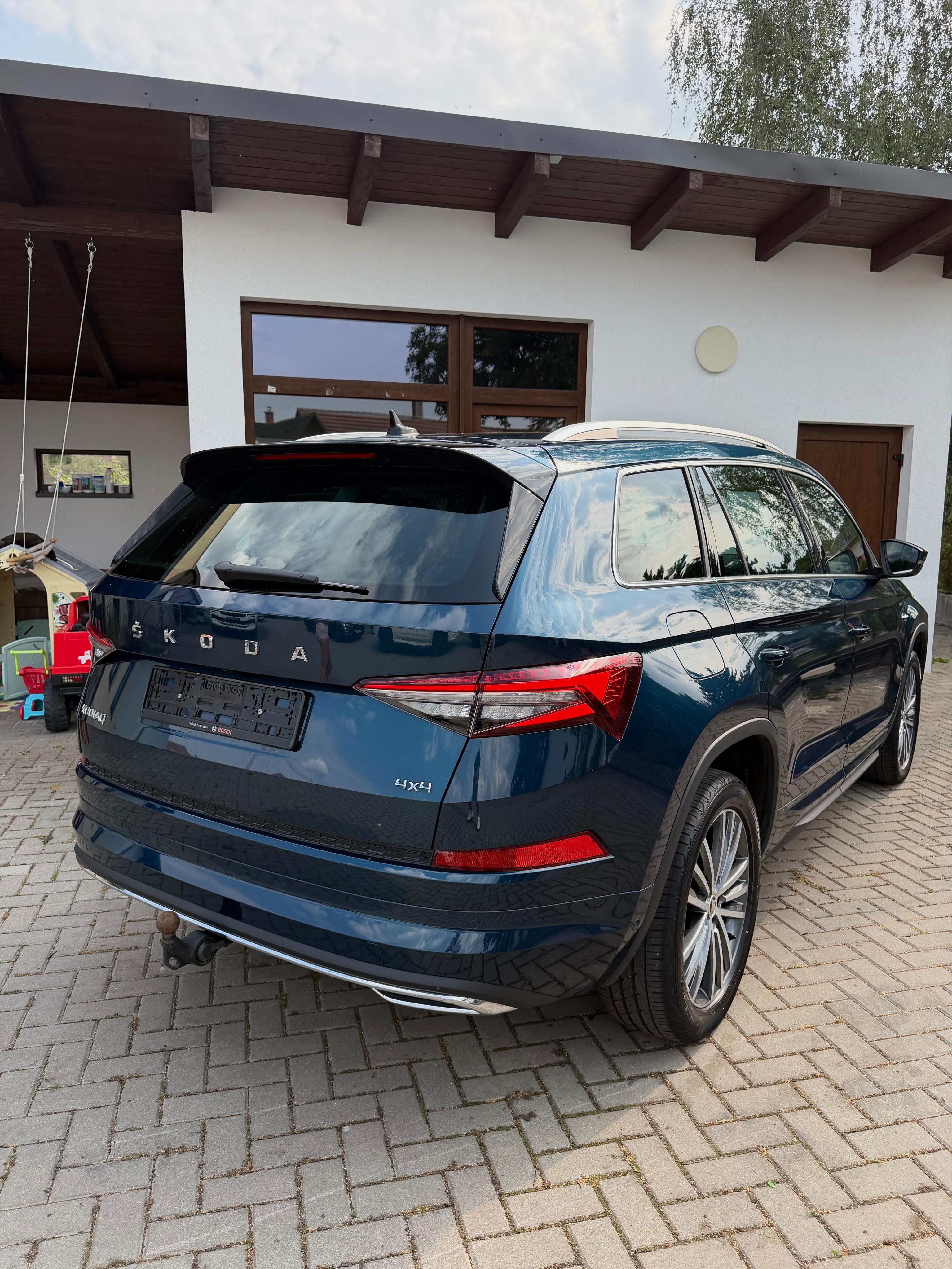 Škoda Kodiaq, L&K 2023 NEZ. TOP. 360 TAŽNÉ - fotka 4
