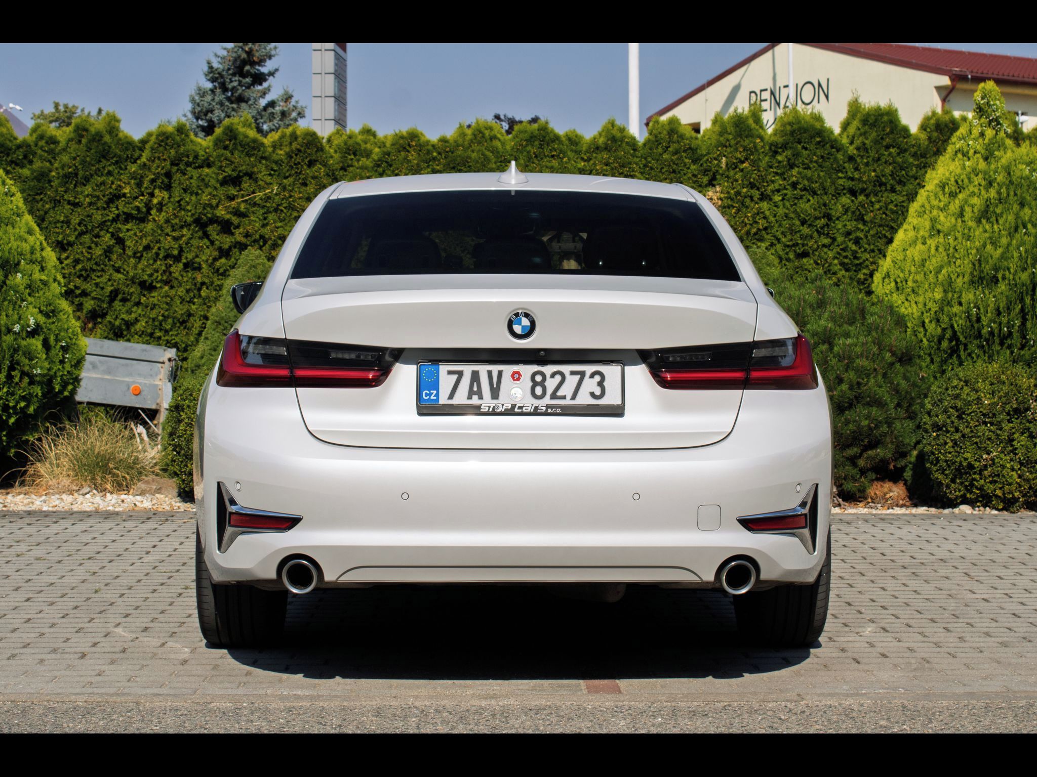 BMW Řada 3, BMW 320D XDRIVE - fotka 6