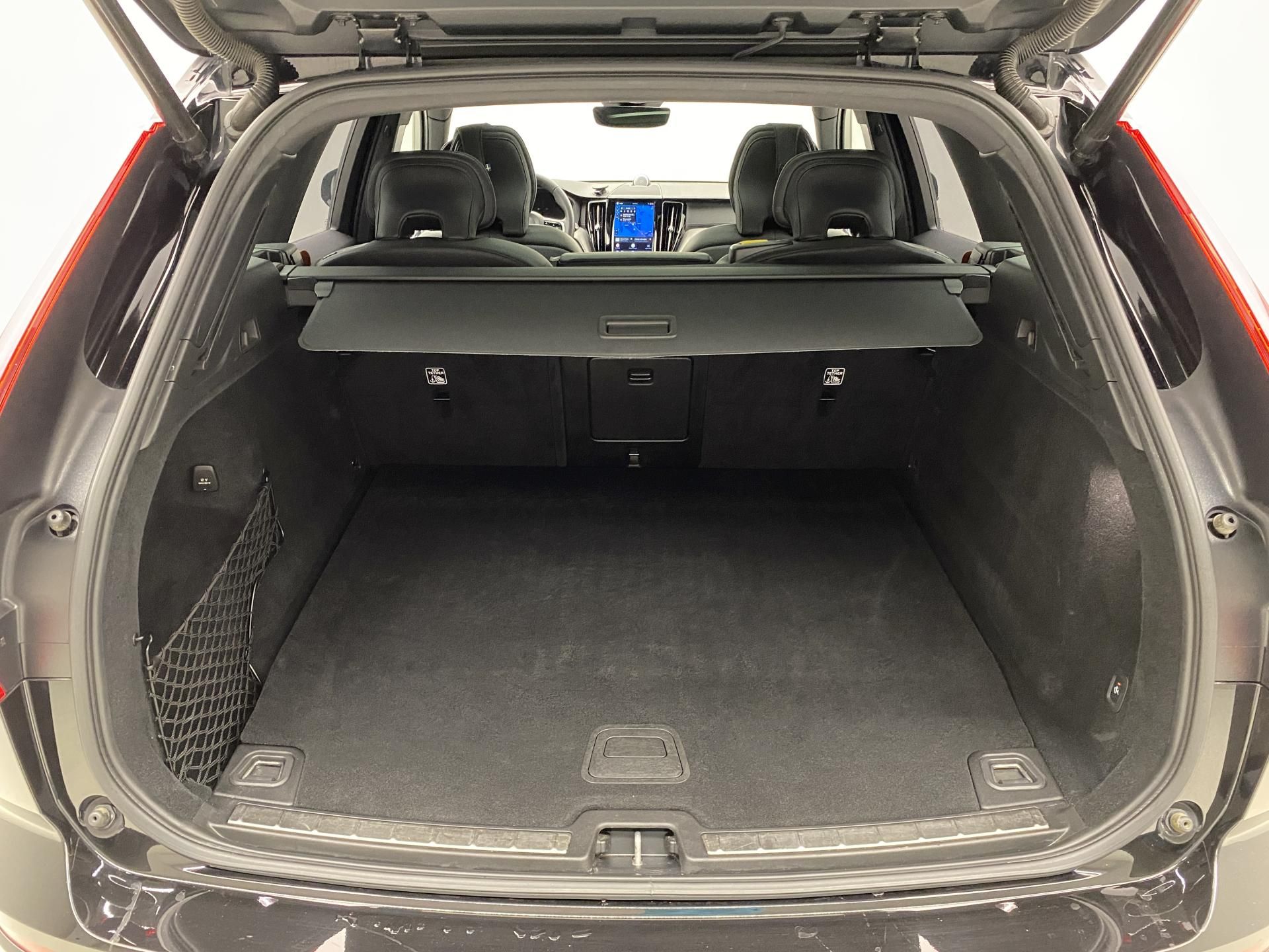 Volvo XC60, AWD POLESTAR AUT CZ 1.maj - fotka 6