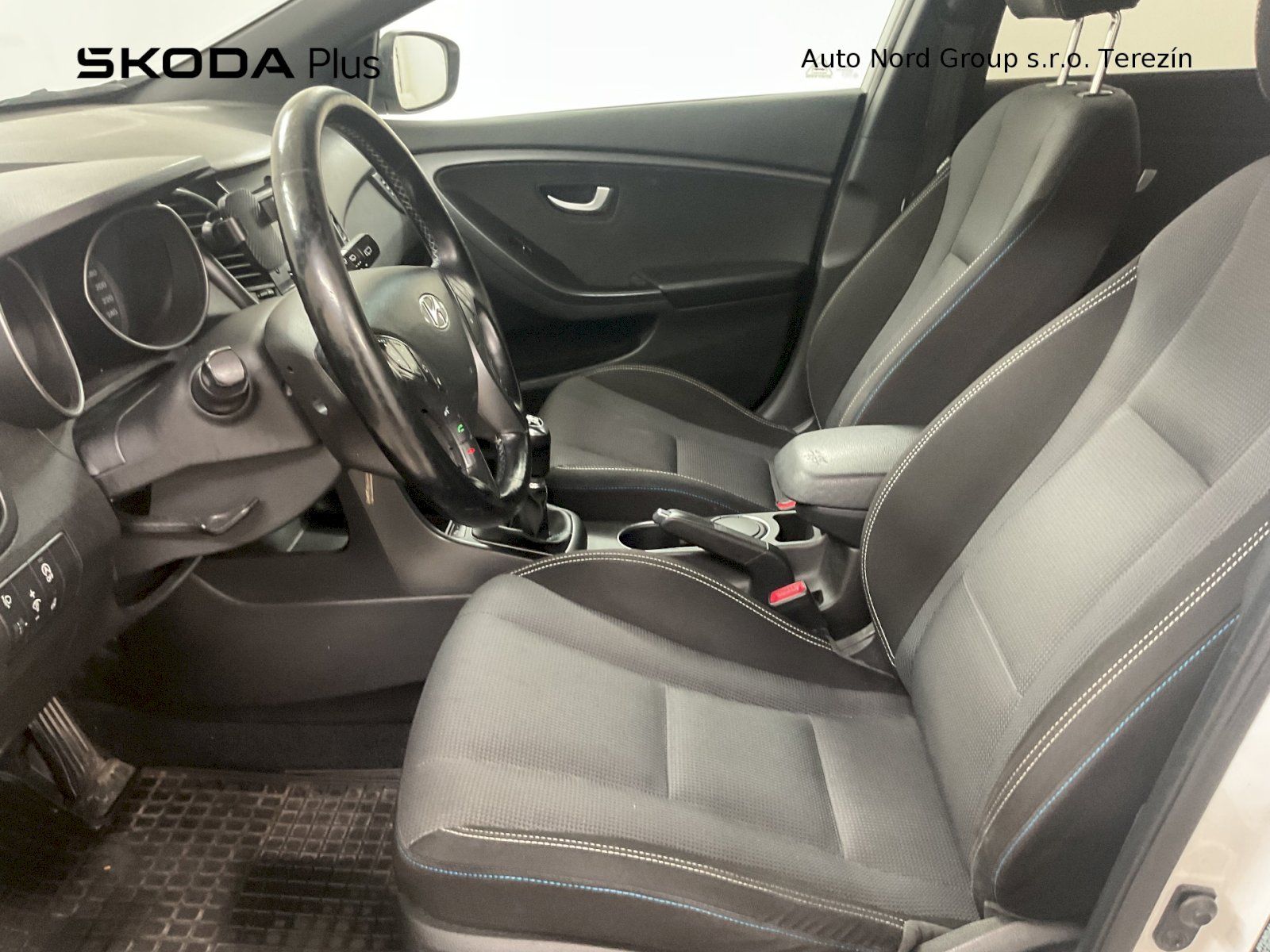 Hyundai i30, 2. gen 1.6 GDI - fotka 5