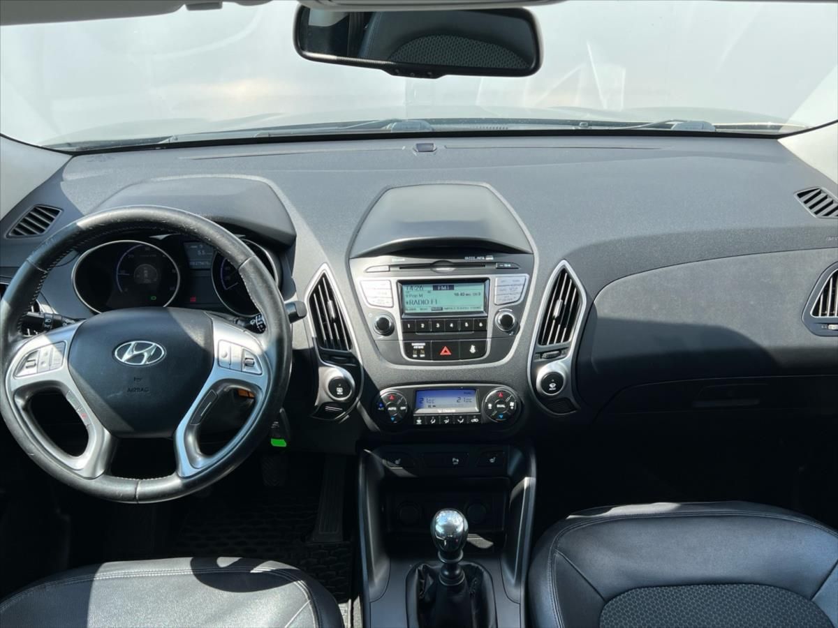 Hyundai ix35, 1,7 CRDi 85kW STYLE - fotka 5