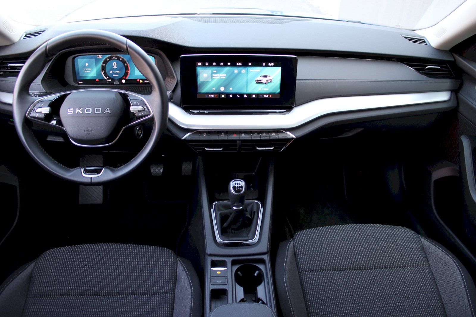 Škoda Octavia, Selection 1,5TSI 85kW Combi - fotka 5