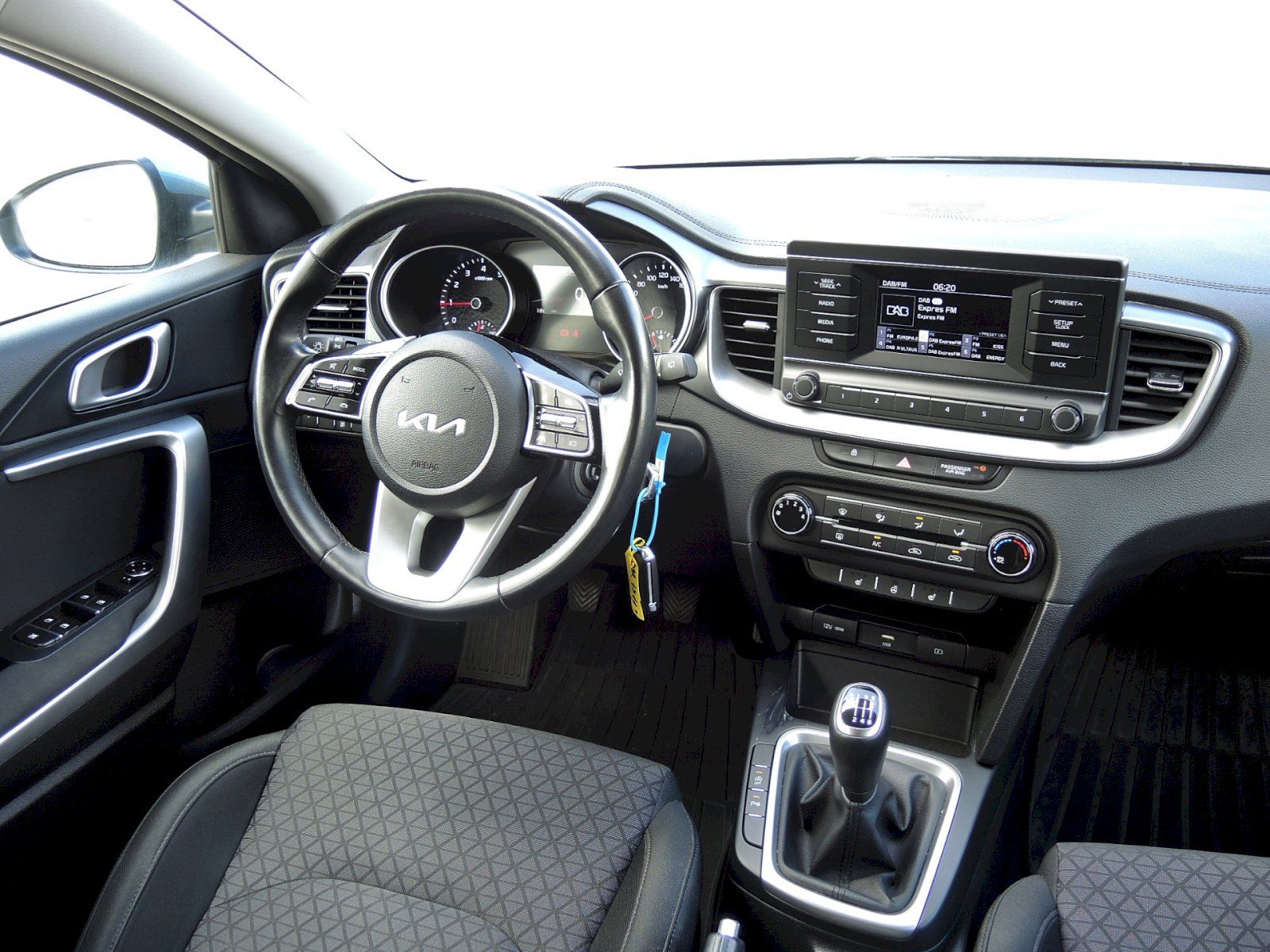 Kia Cee´d, SW 1.0 TGDi 88kW - fotka 5