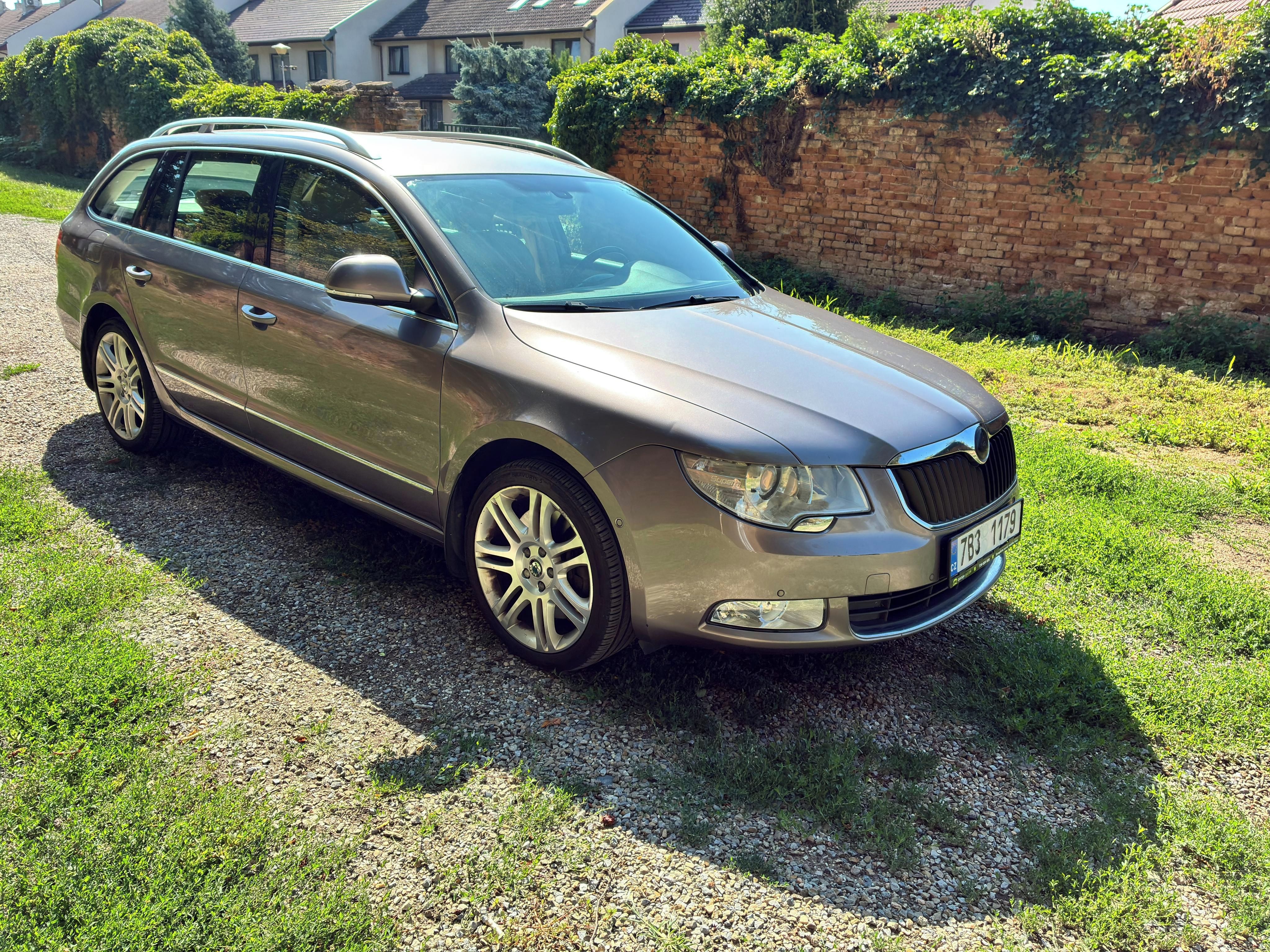 Škoda Superb, Škoda Superb II Combi 3.6 FSI