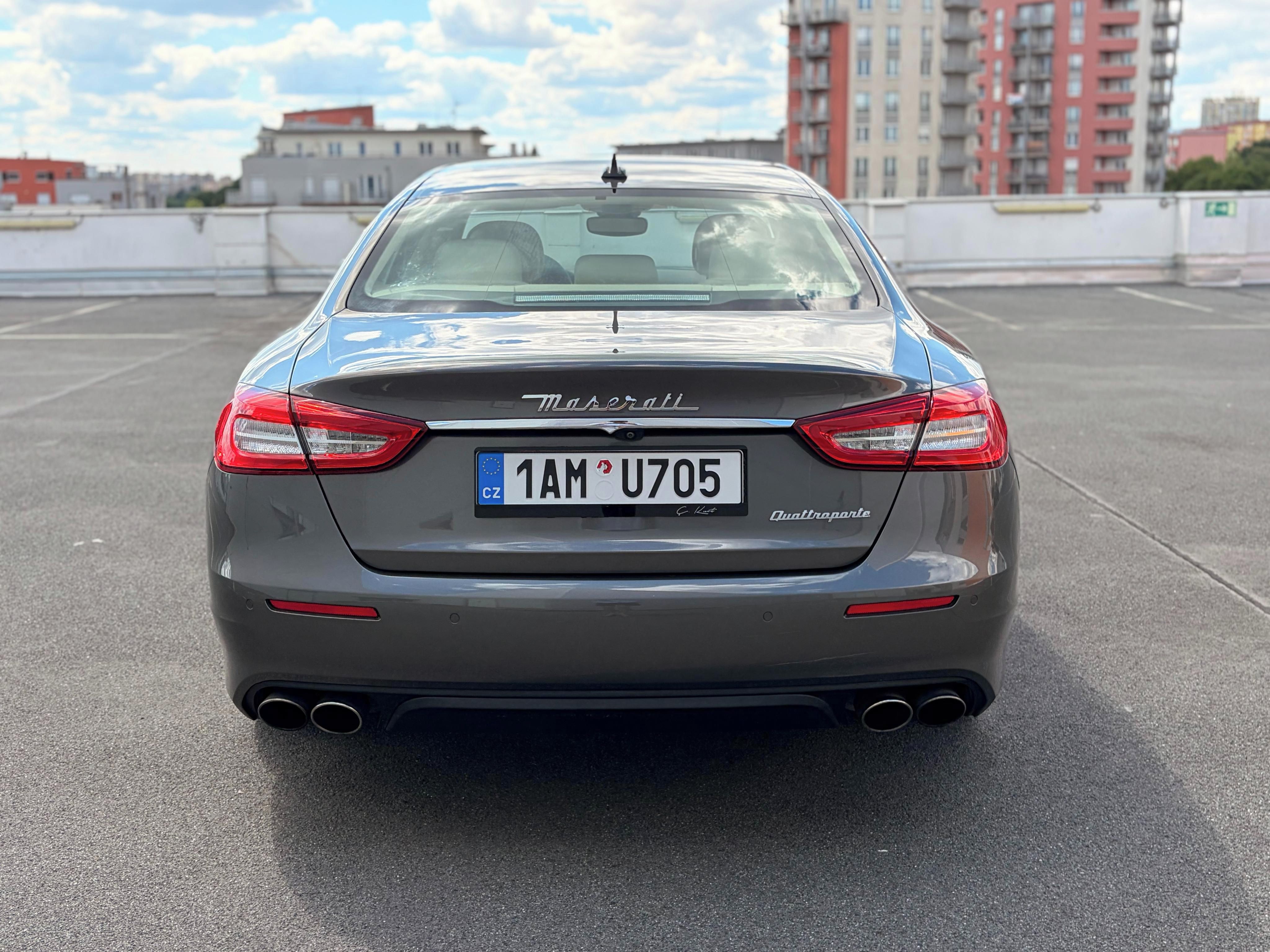 Maserati Quattroporte, Maserati Quattroporte 3.0 V6 S - fotka 4