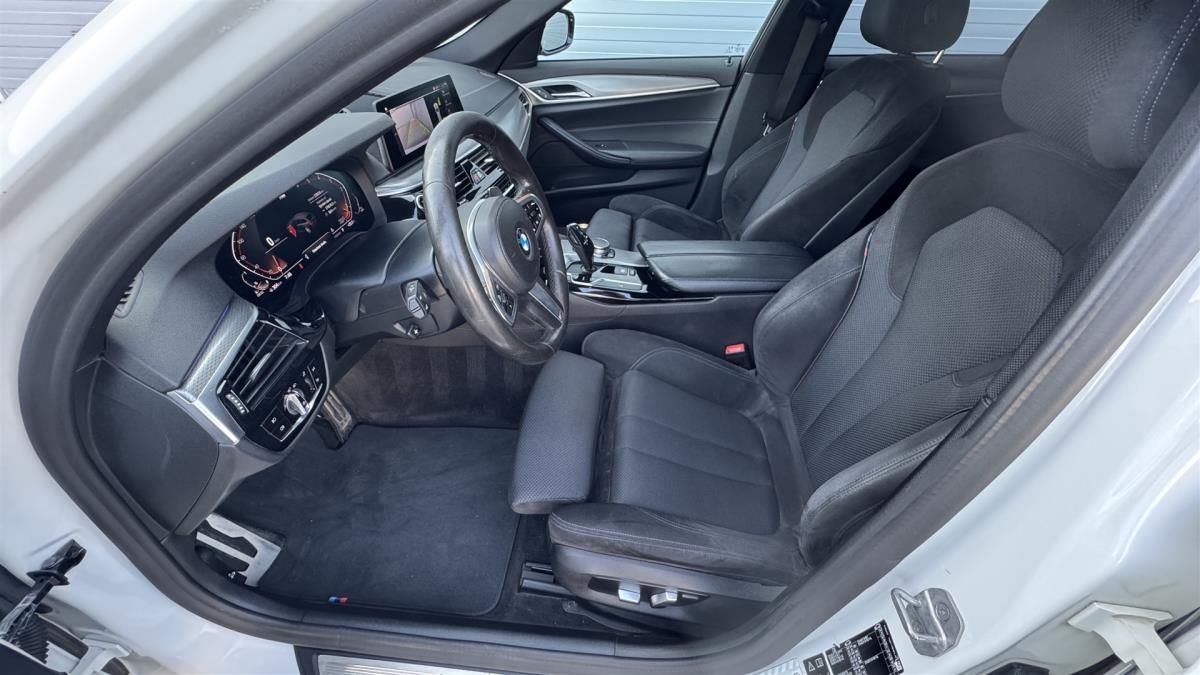 BMW Řada 5, 530xd Touring Mpaket ČR DPH - fotka 5