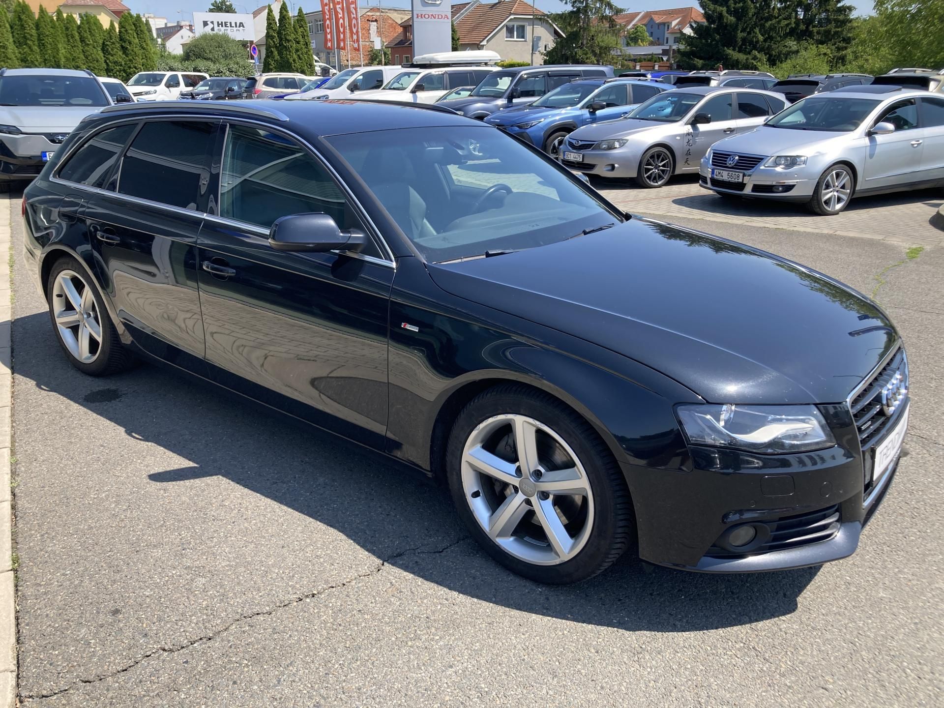 Audi A4 Avant, S-line 3,0TDi V6 176kW - fotka 4