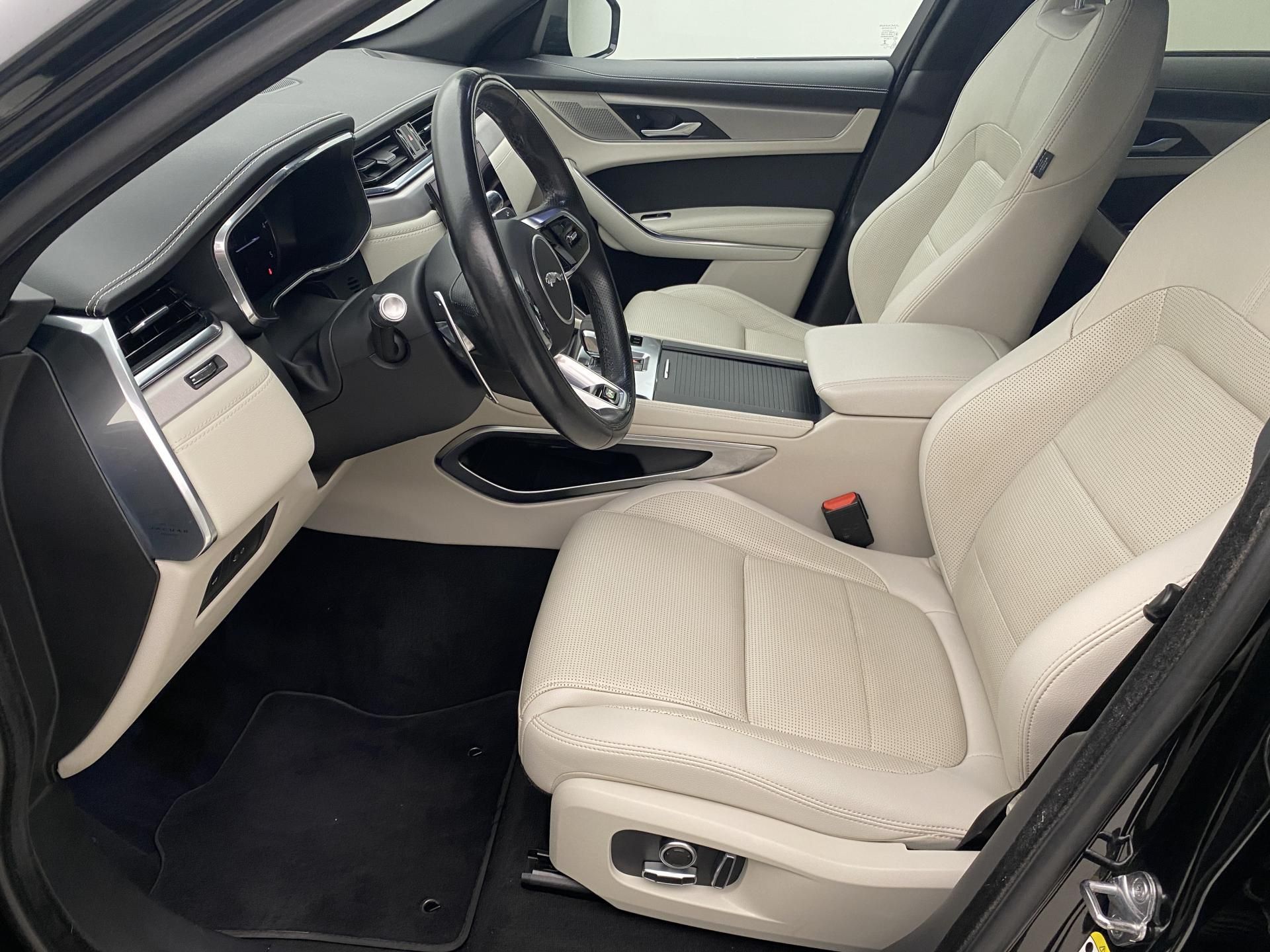 Jaguar F-Pace, D165 S AWD AUT CZ - fotka 3