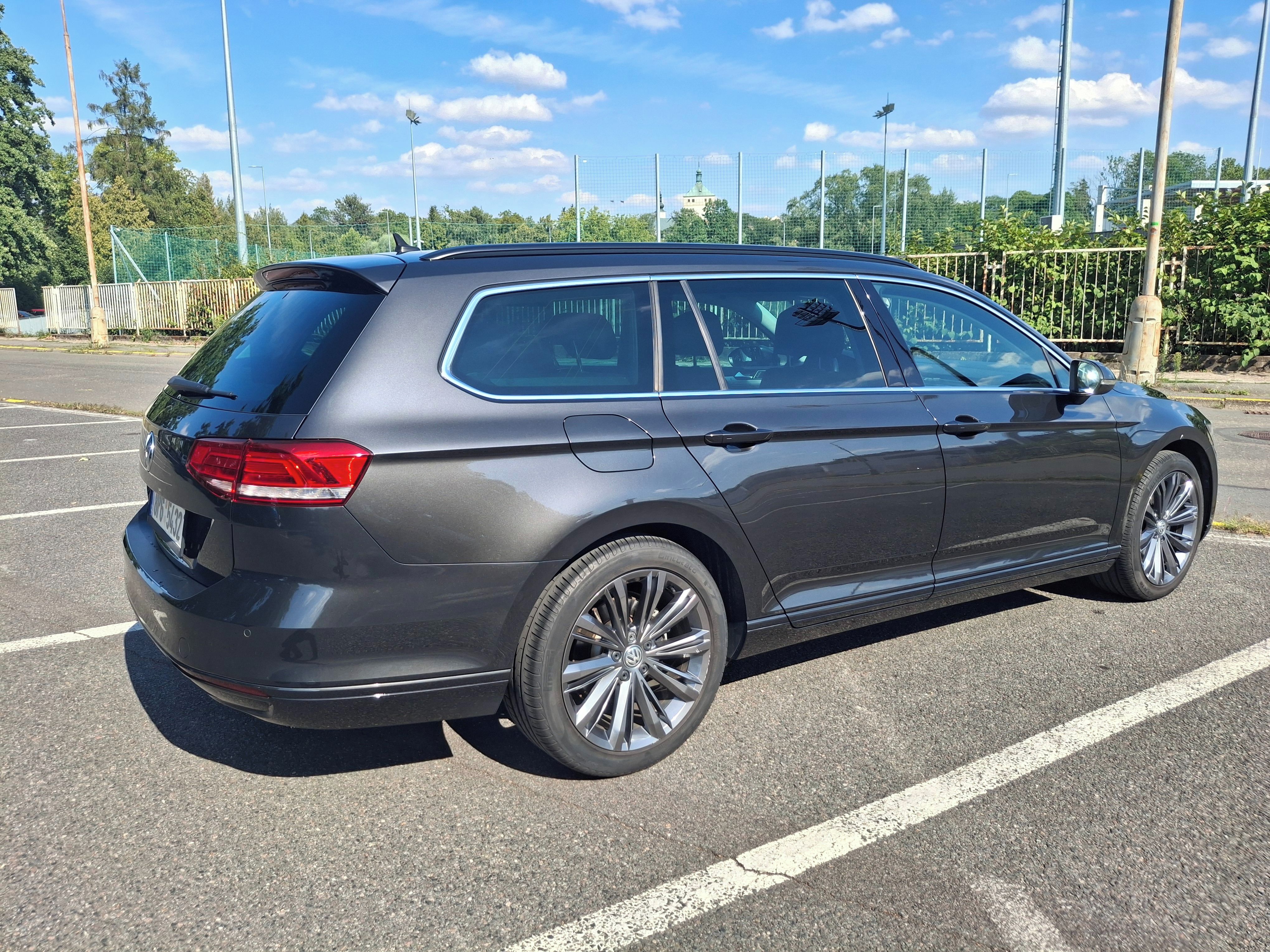 Volkswagen Passat, VW Passat Variant 1.5TSI - fotka 4